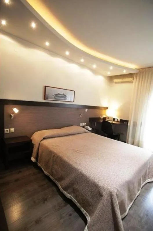 Bed in Aliakmon Hotel