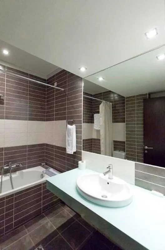 Bathroom in Aliakmon Hotel