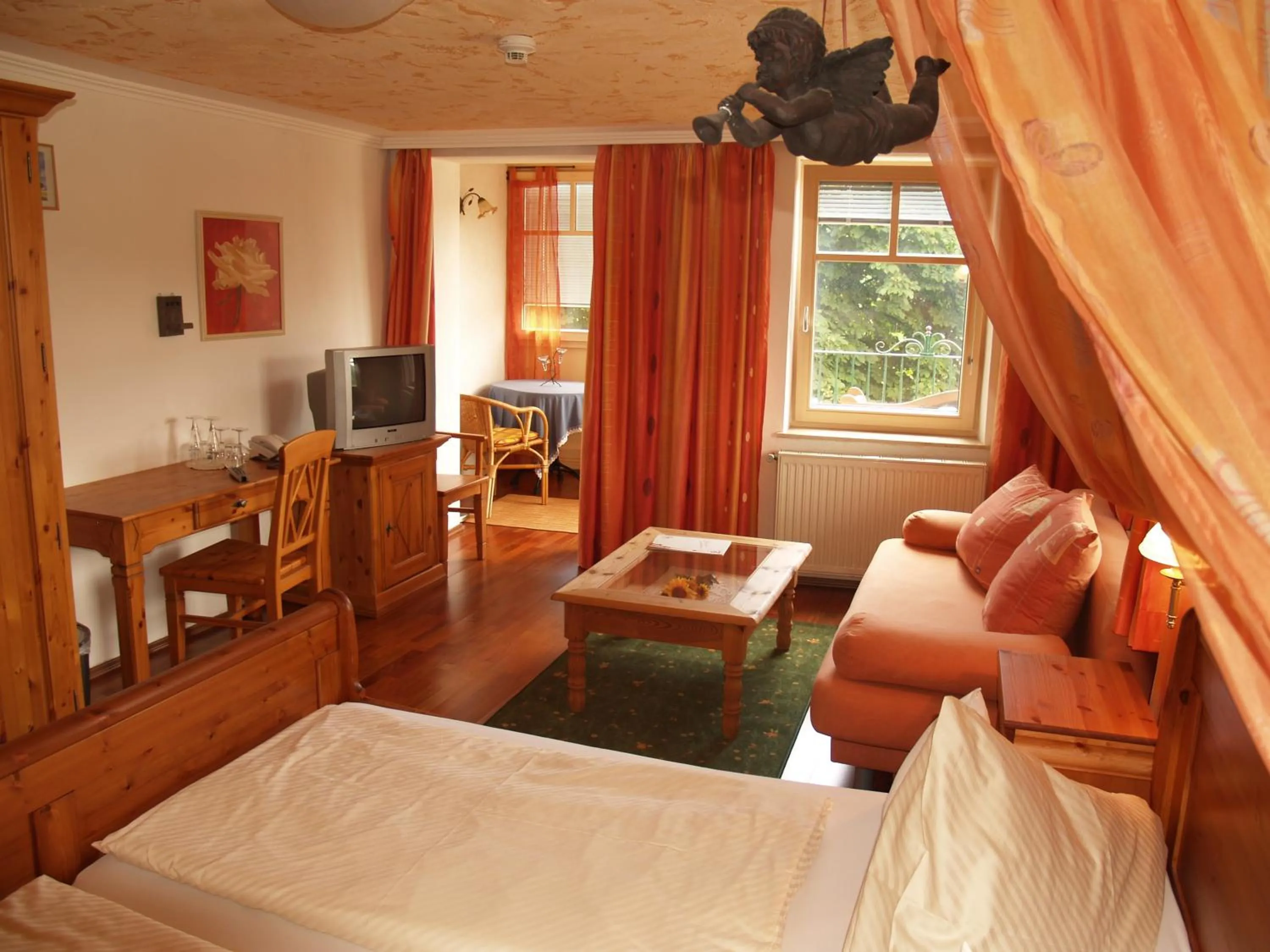 Bed in Landhotel Mariensäule