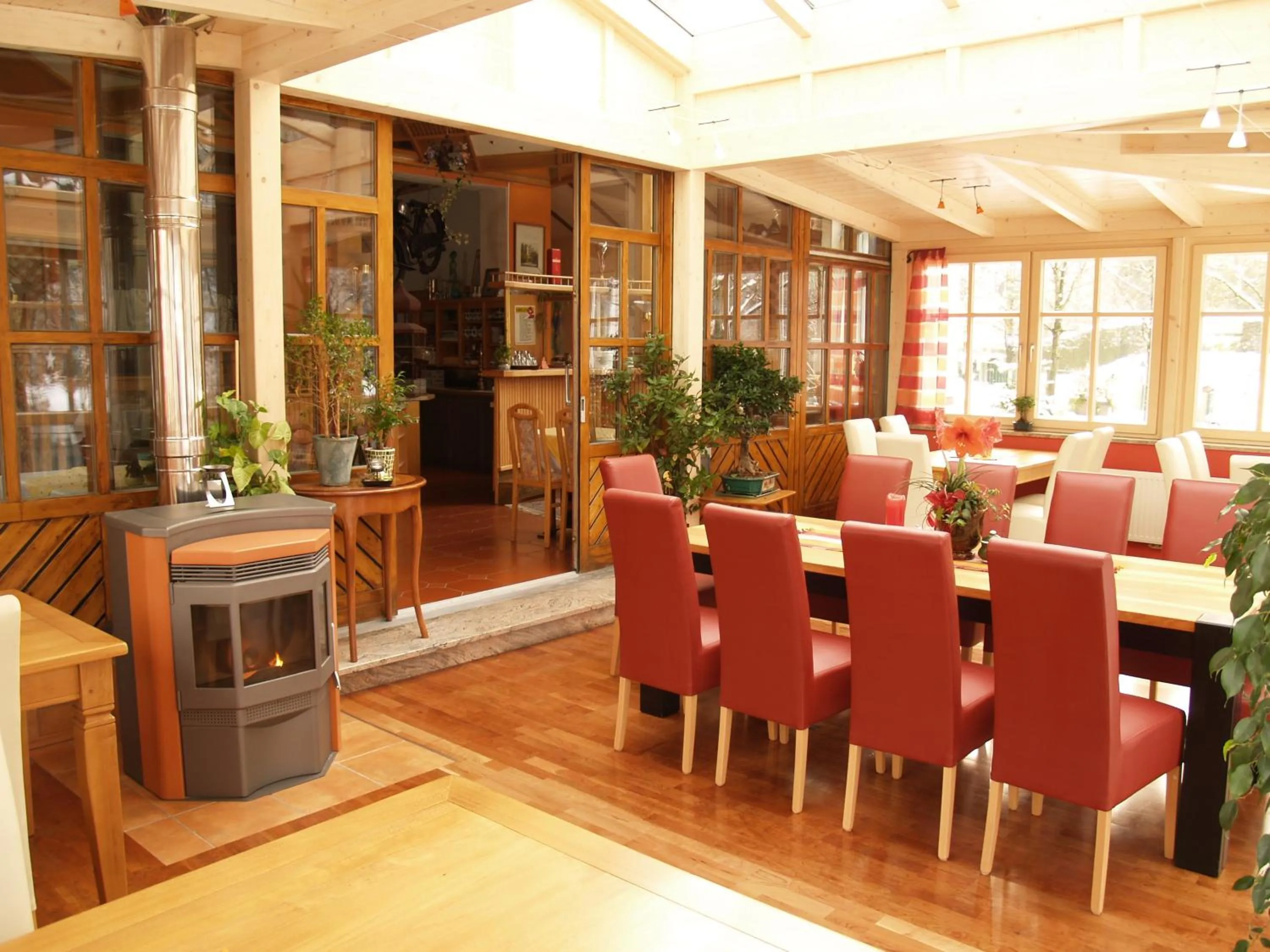 Restaurant/places to eat in Landhotel Mariensäule