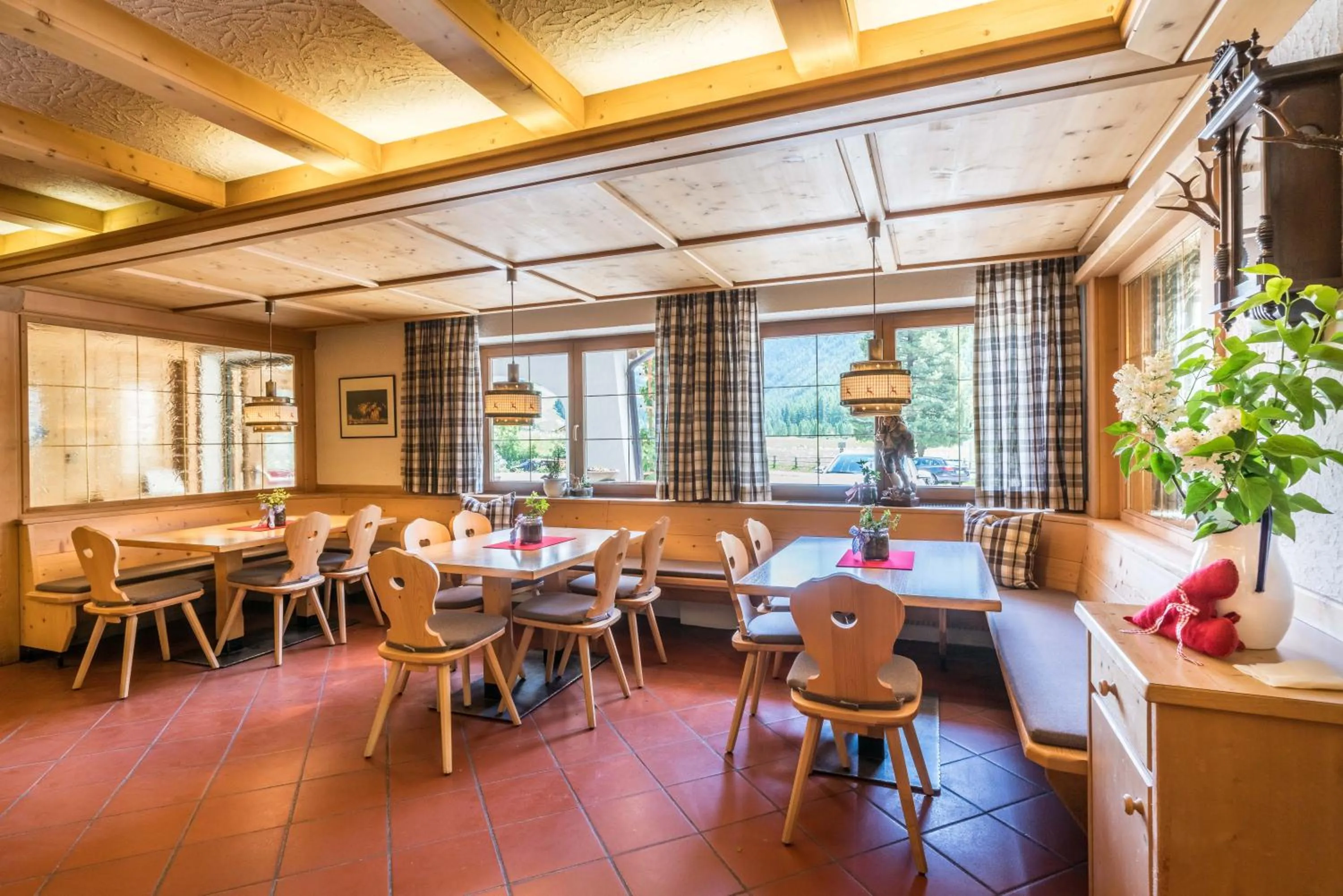 Drinks in Hotel Alpenrast