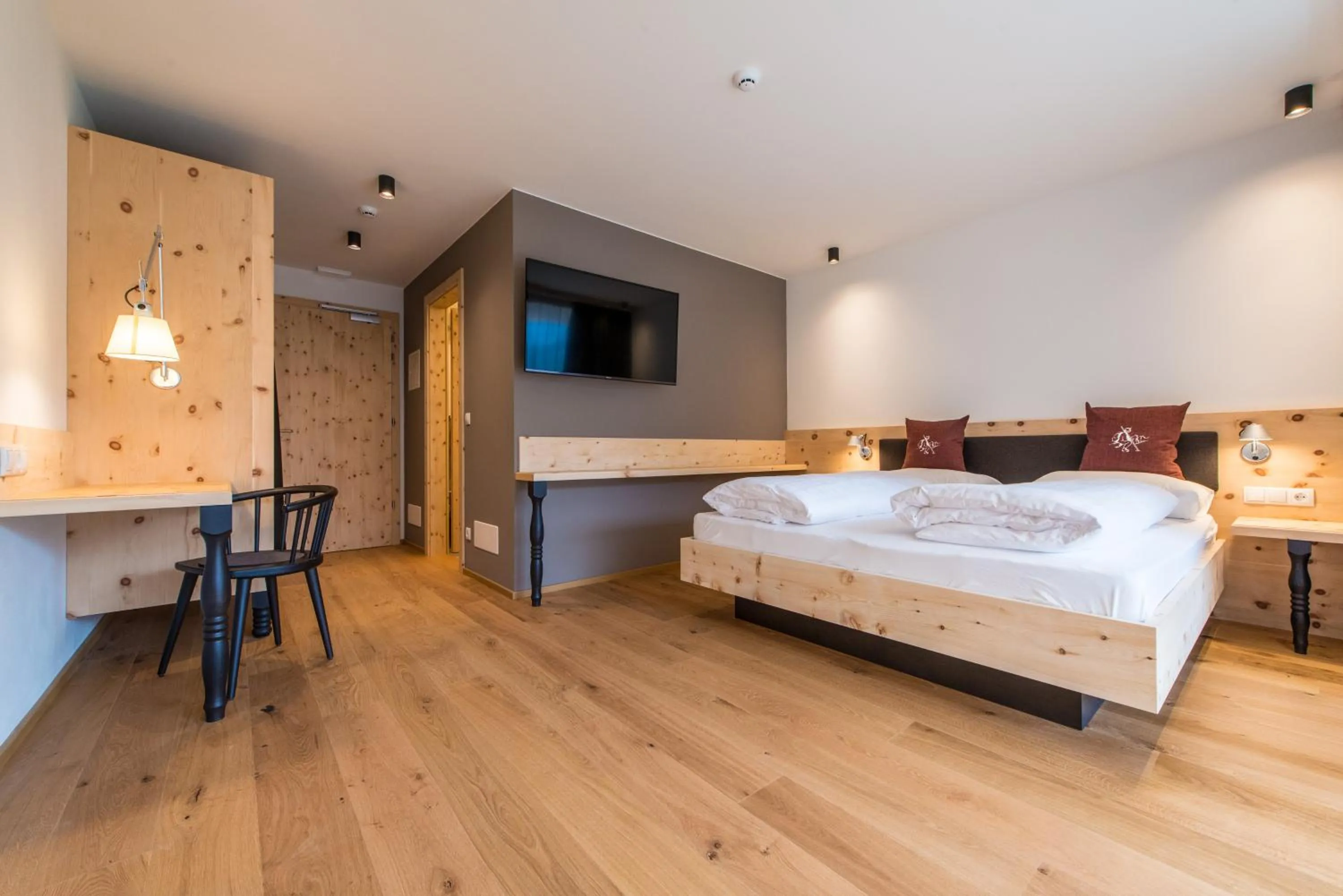 Photo of the whole room, Bed in Hotel Alpenrast