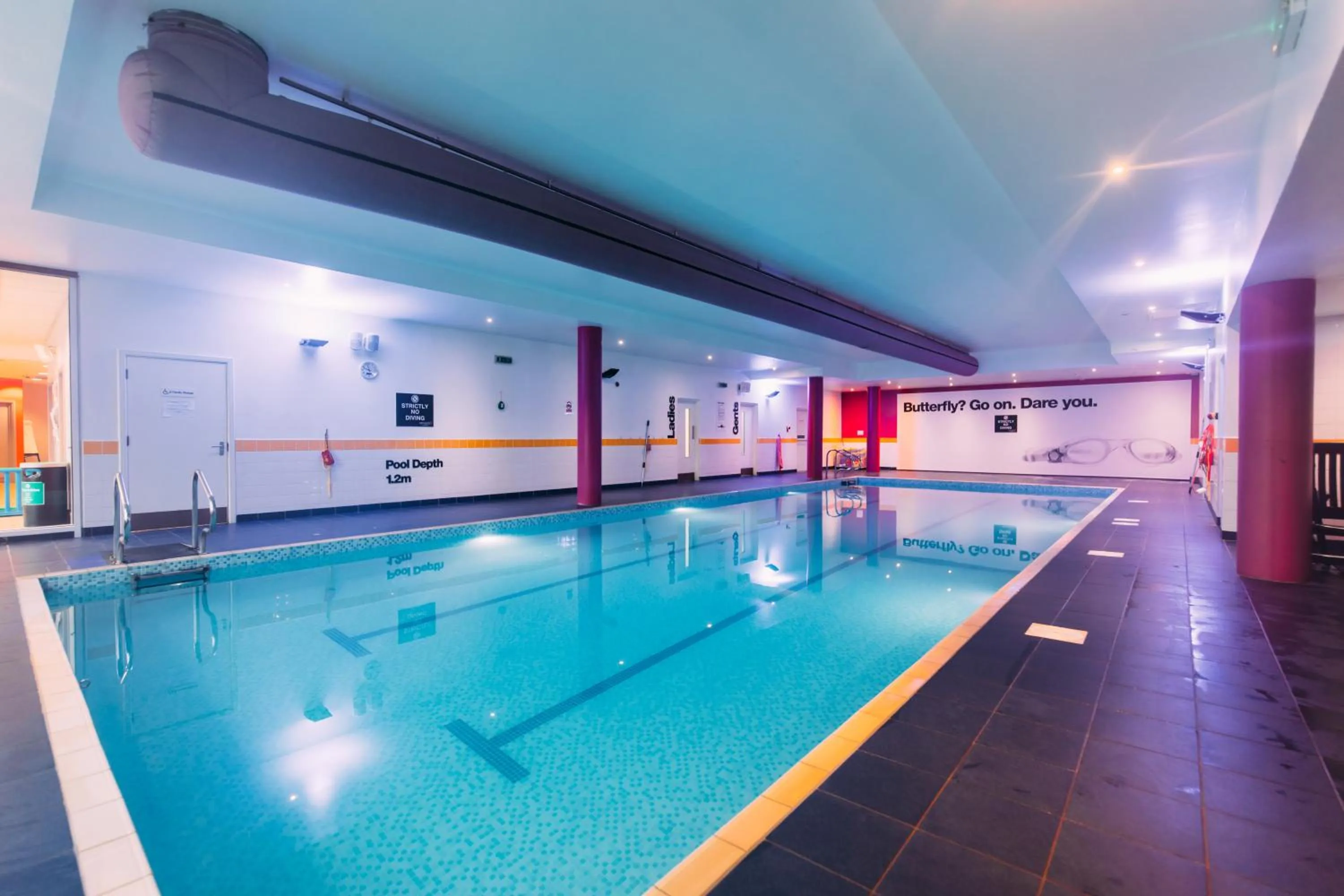 Swimming pool in Armagh City Hotel