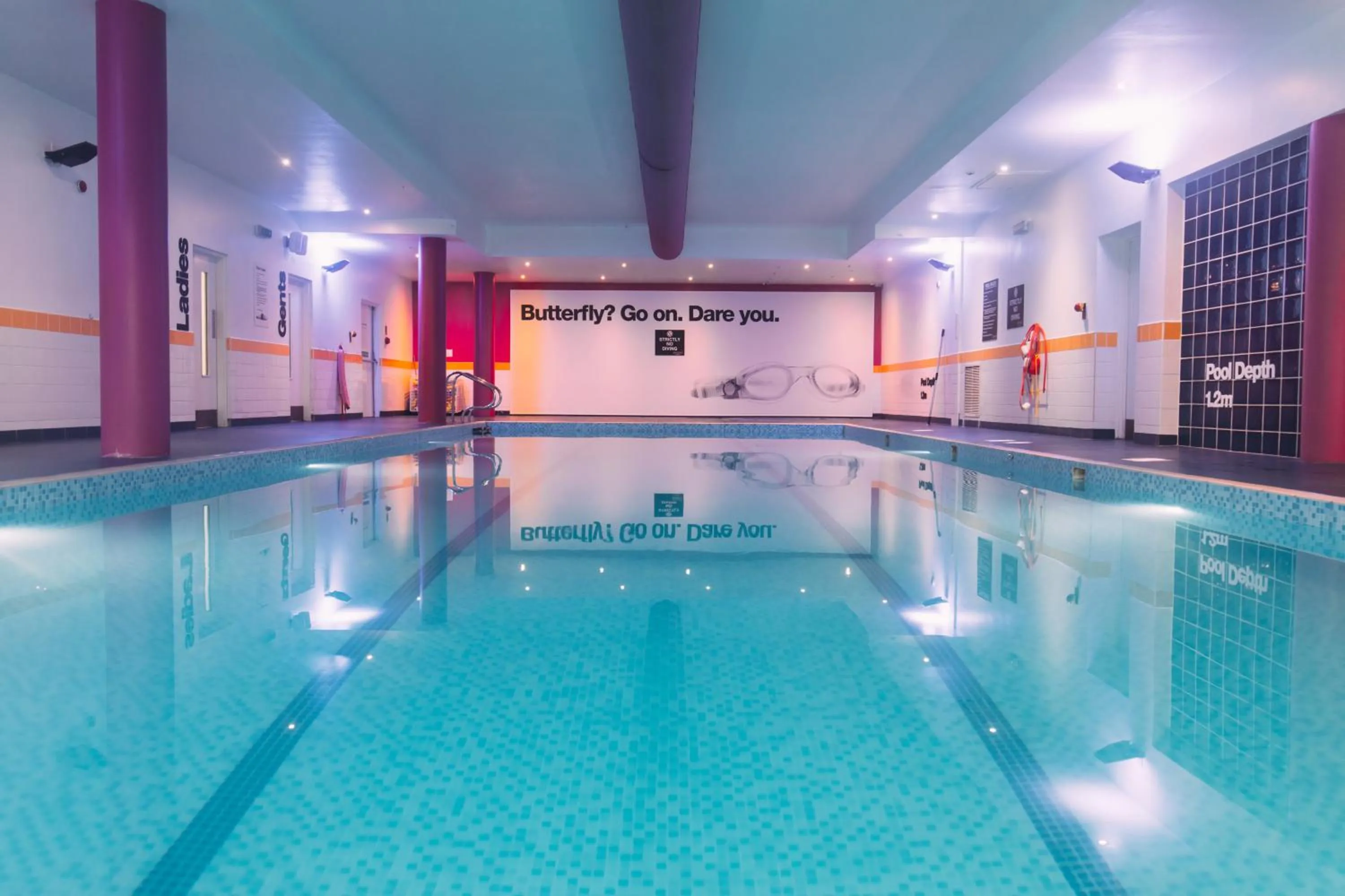 Swimming pool in Armagh City Hotel
