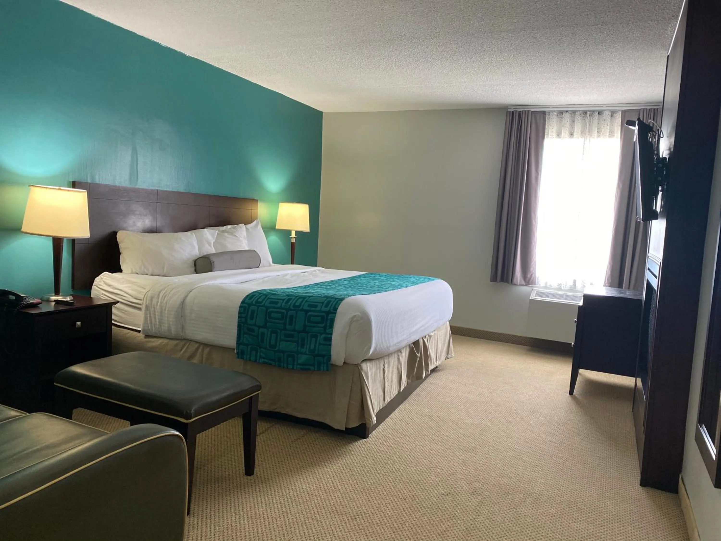 Bed in Travelodge by Wyndham Miramichi New Brunswick