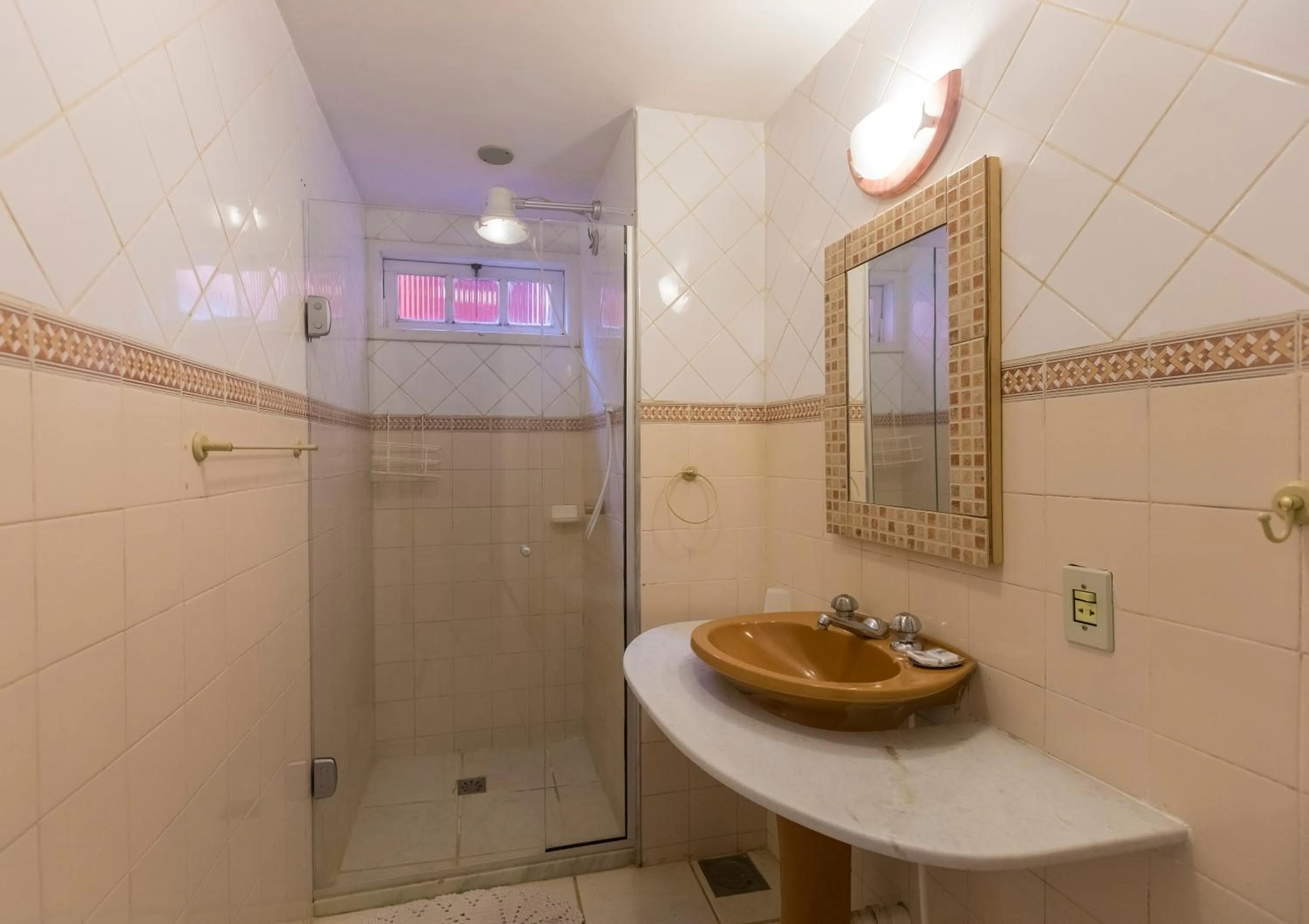 Shower in Pousada Chez Nice