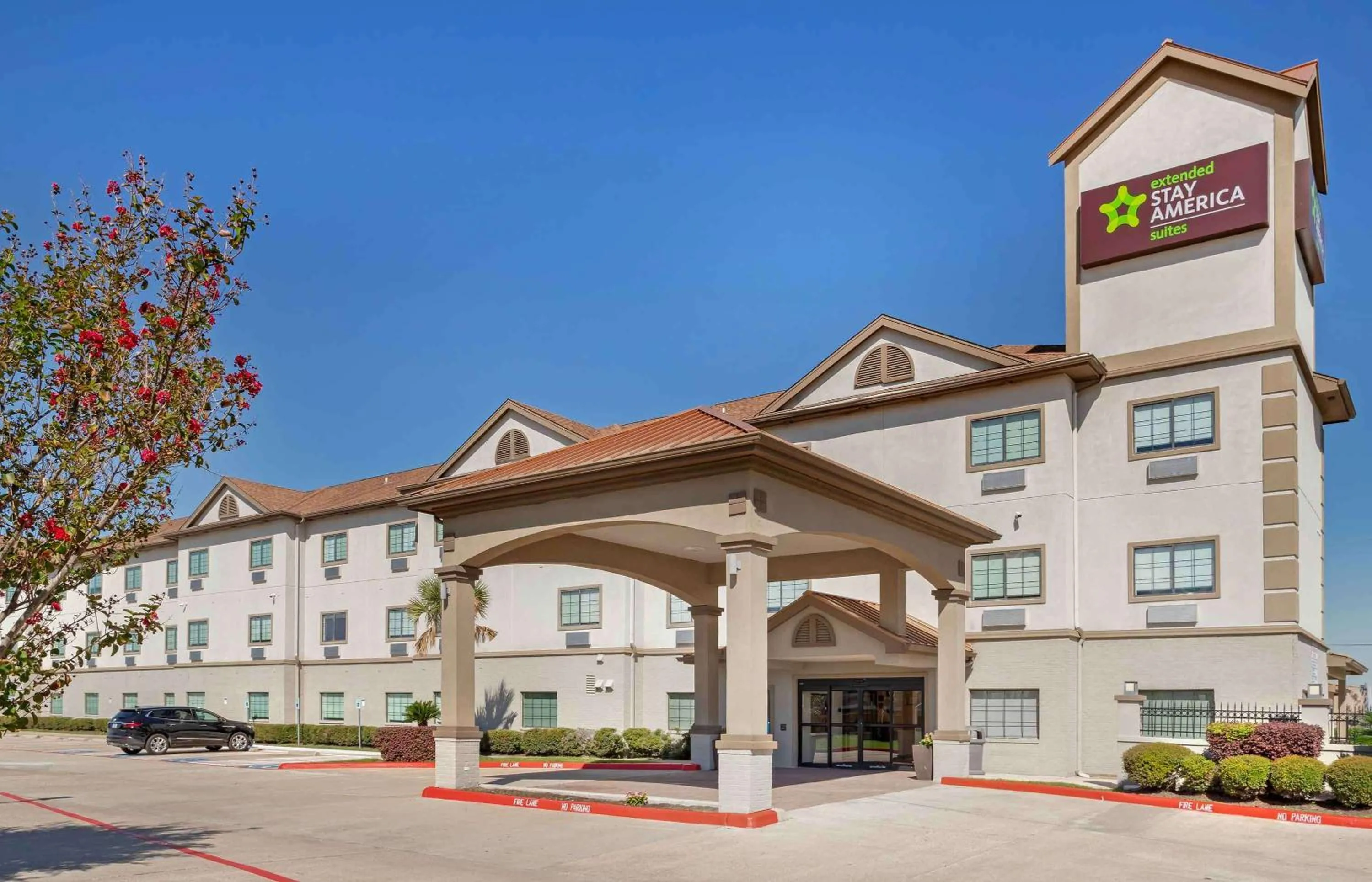 Property building in Extended Stay America Suites - Baytown