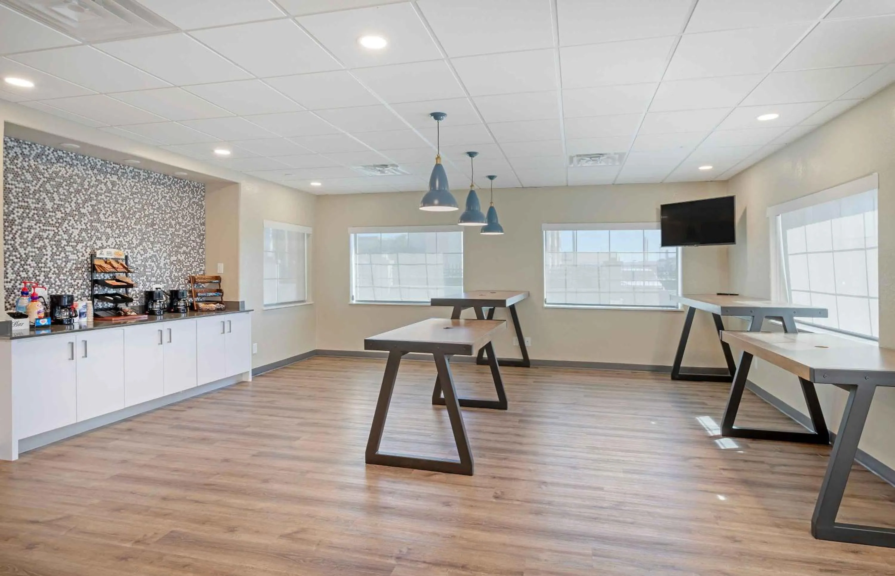 Dining area in Extended Stay America Suites - Baytown