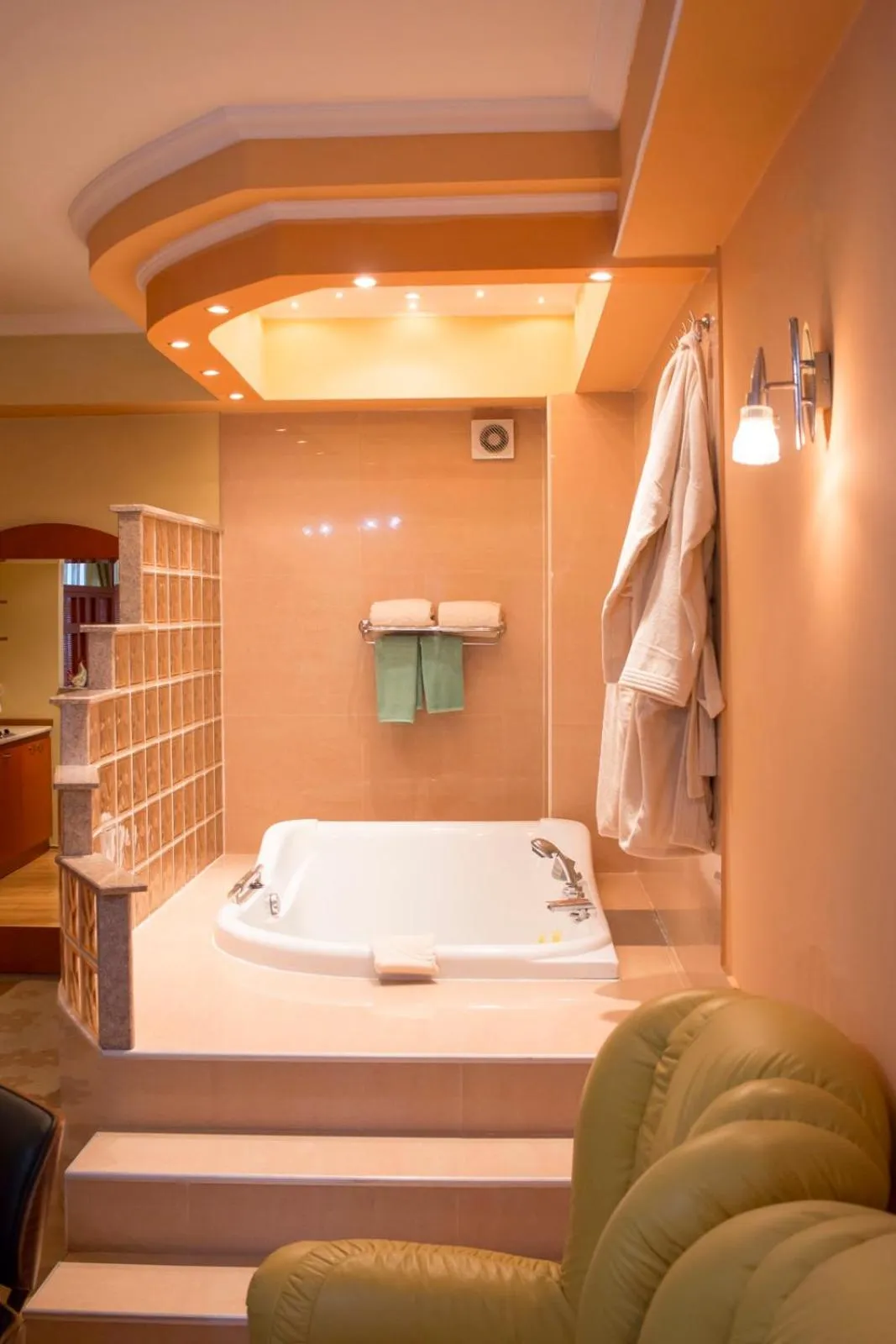 Hot Tub in Hotel Drim & SPA