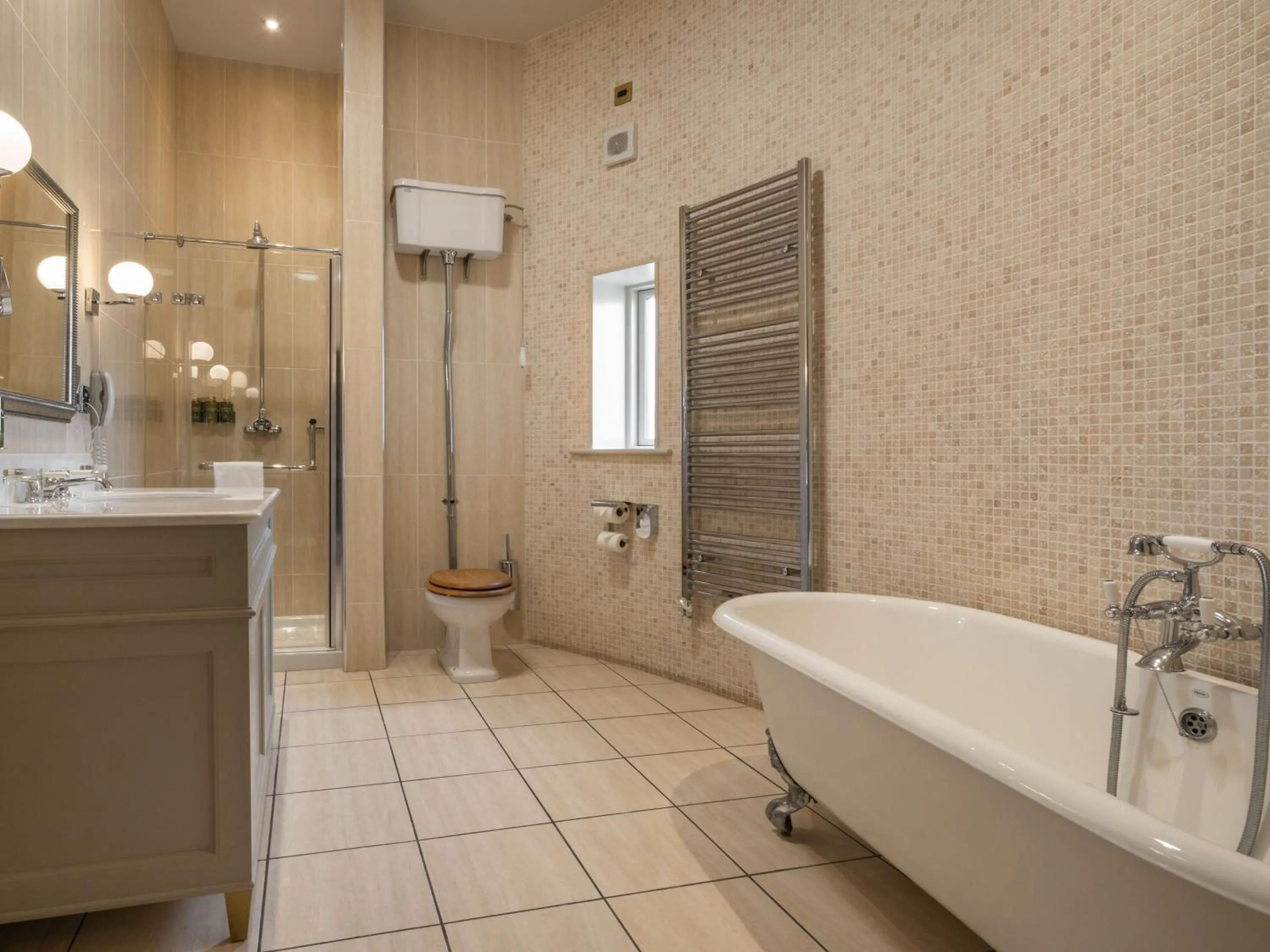 Shower in Lough Erne Resort