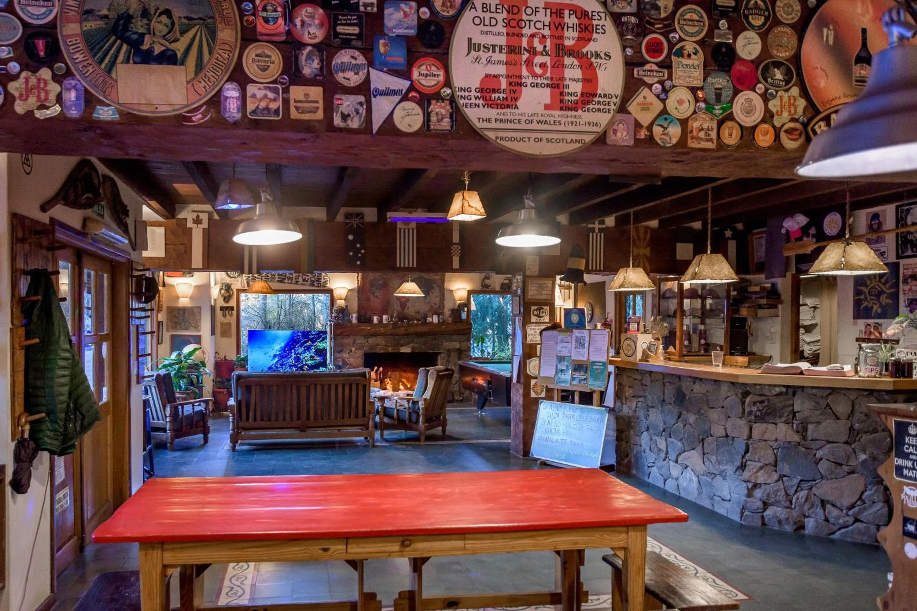 Restaurant/places to eat in Hostel La Angostura