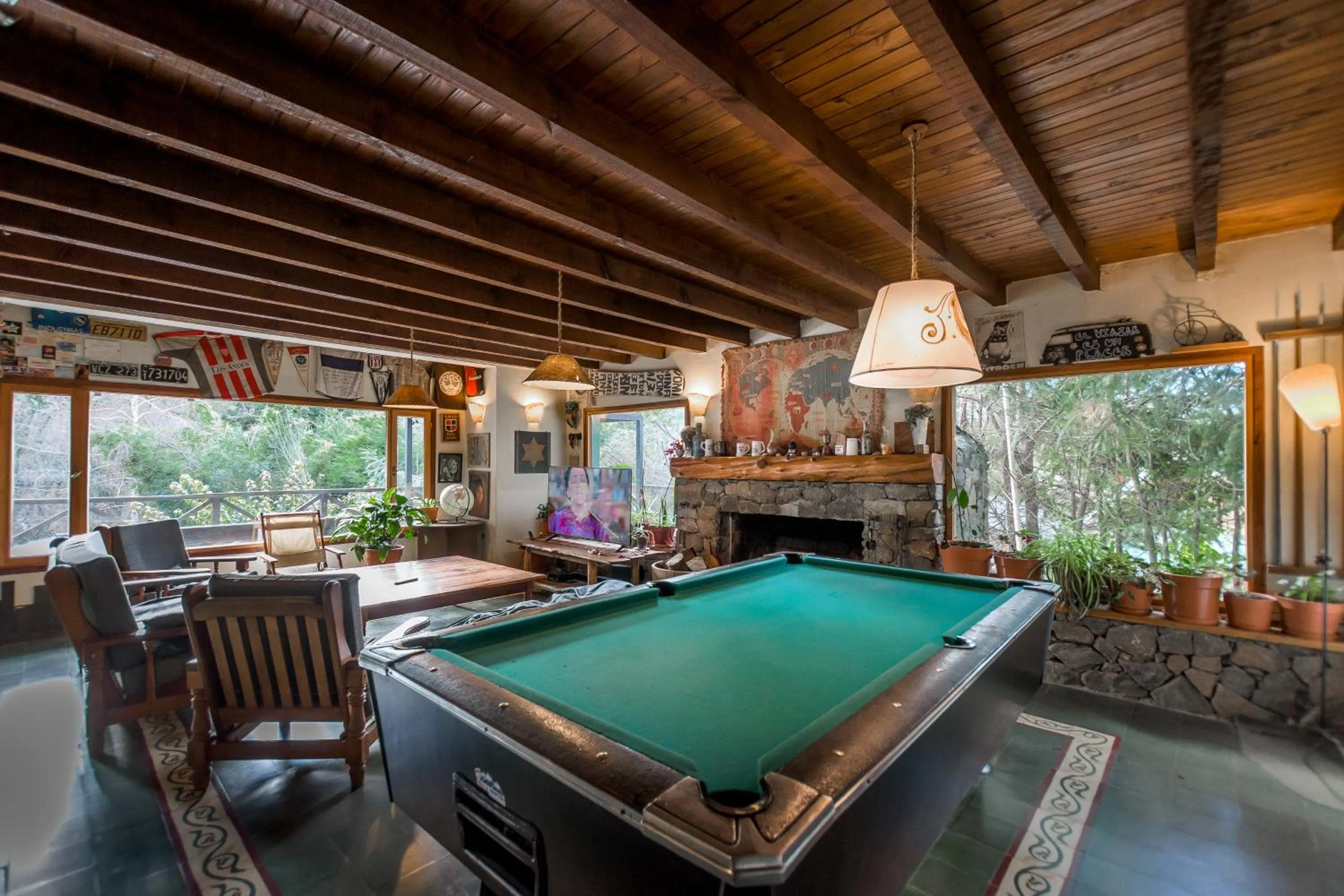 Billiard in Hostel La Angostura