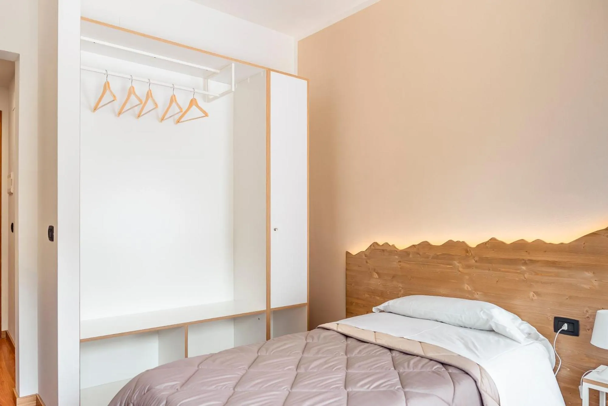 Bed in Villaggio Olimpico