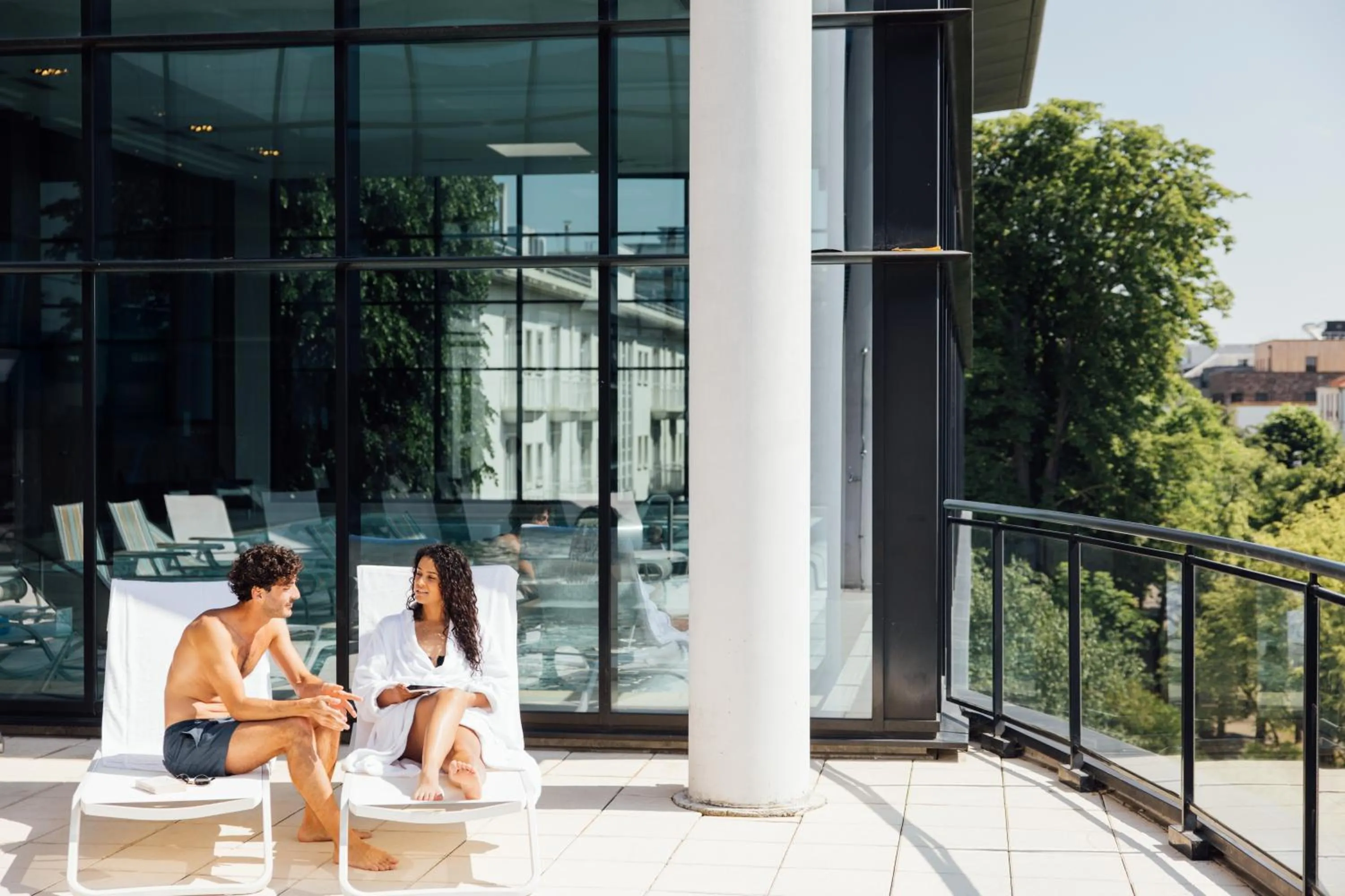 Solarium in Hôtel Barrière le Grand Hôtel Enghien-les-Bains