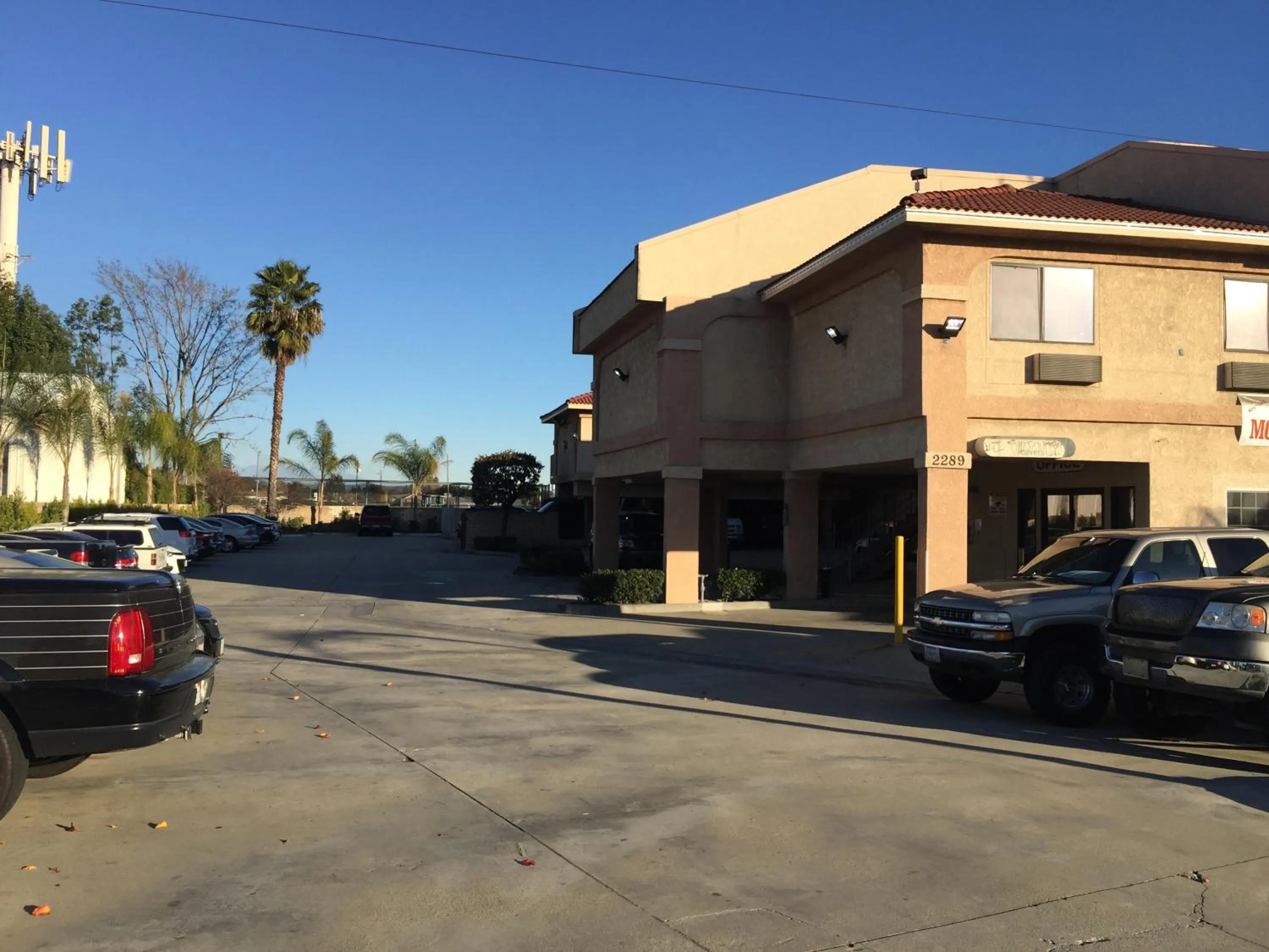 Property building in Mountain Inn