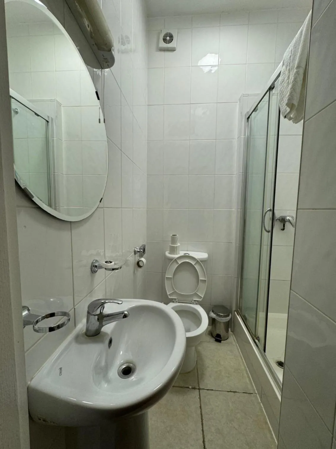 Bathroom in Bridge Park Hotel