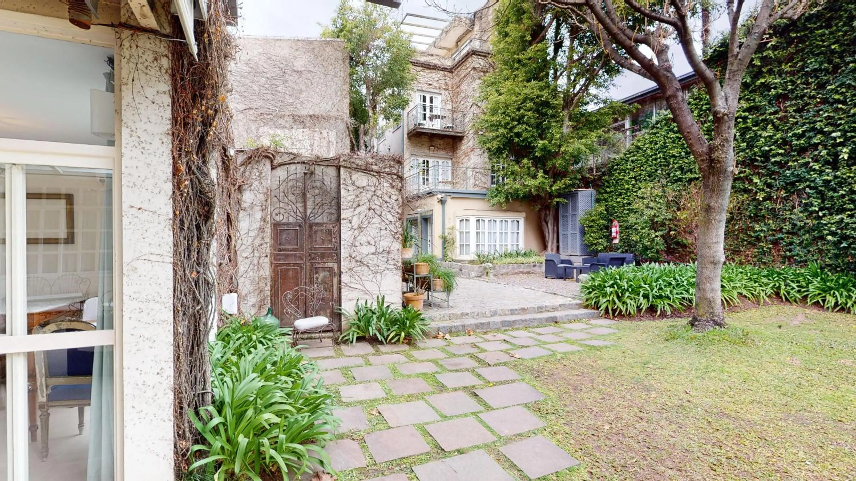 Garden in BENS L'Hôtel Palermo