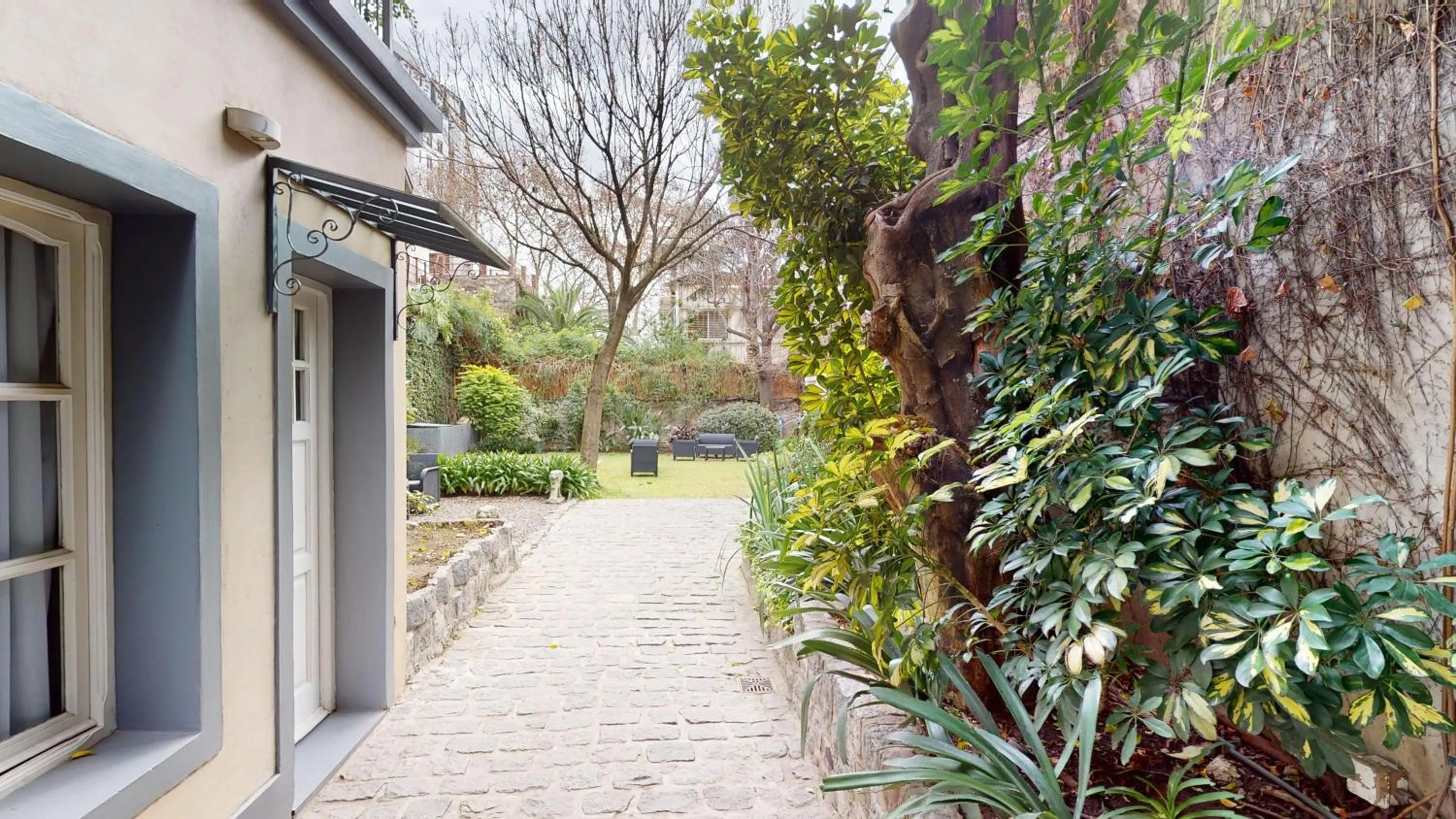 Property building in BENS L'Hôtel Palermo