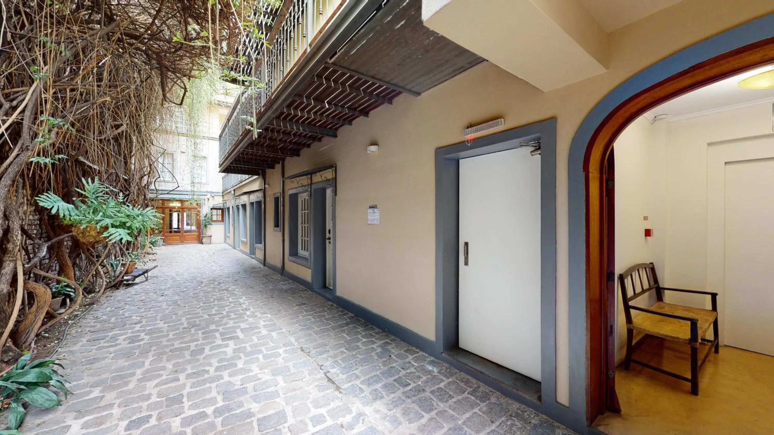 Property building in BENS L'Hôtel Palermo