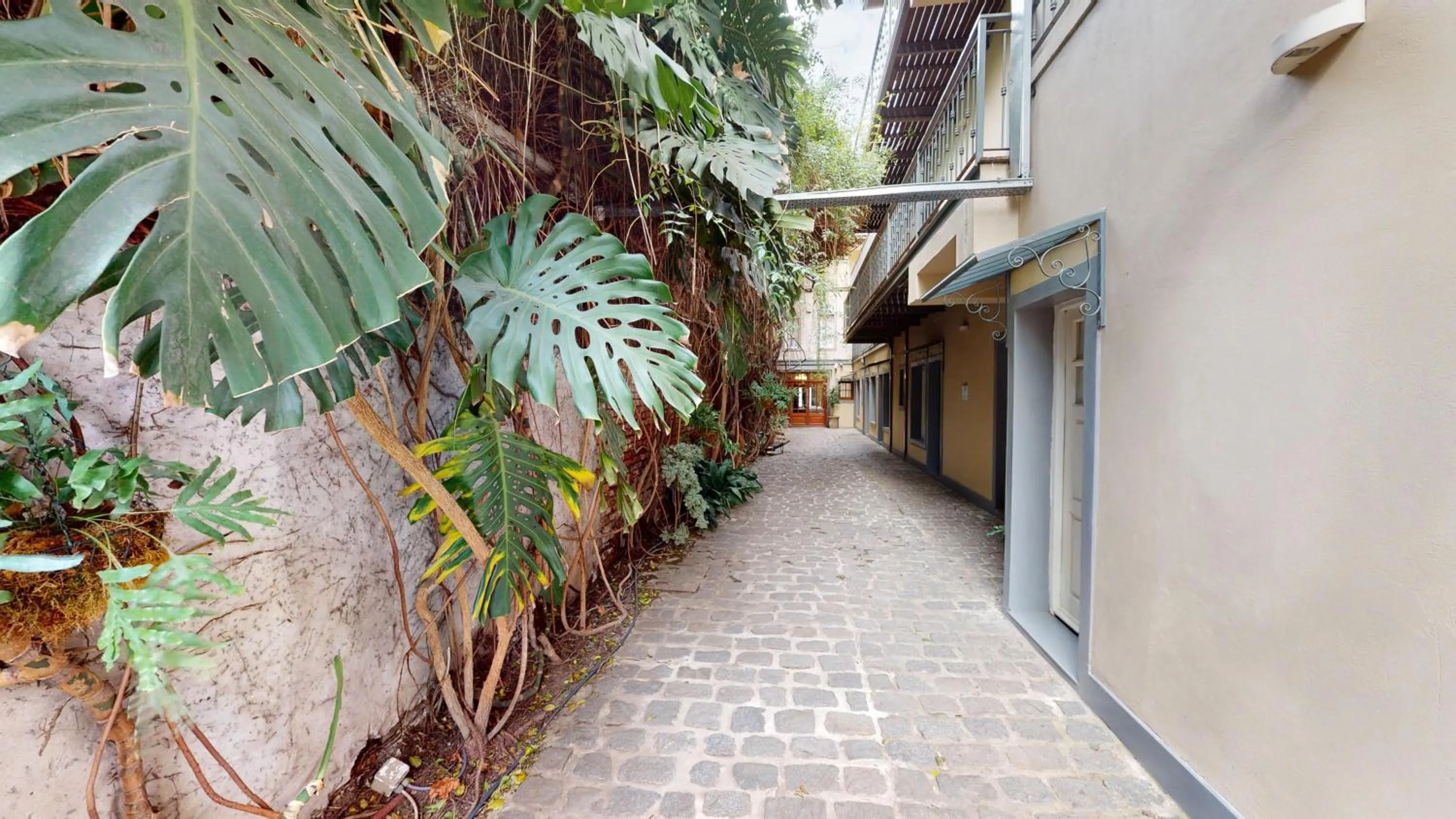 Property building in BENS L'Hôtel Palermo