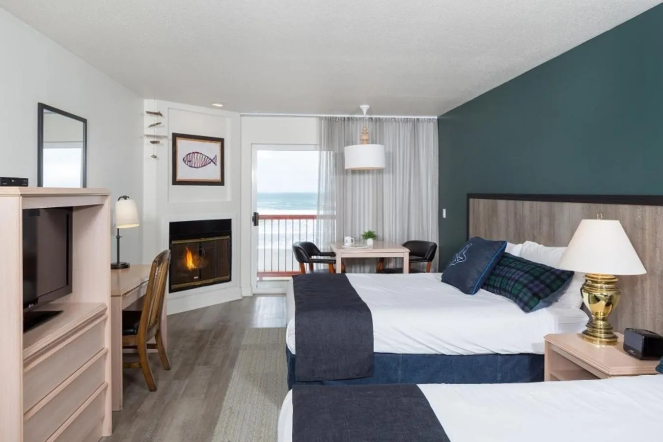 Photo of the whole room, Bed in Surftides Hotel