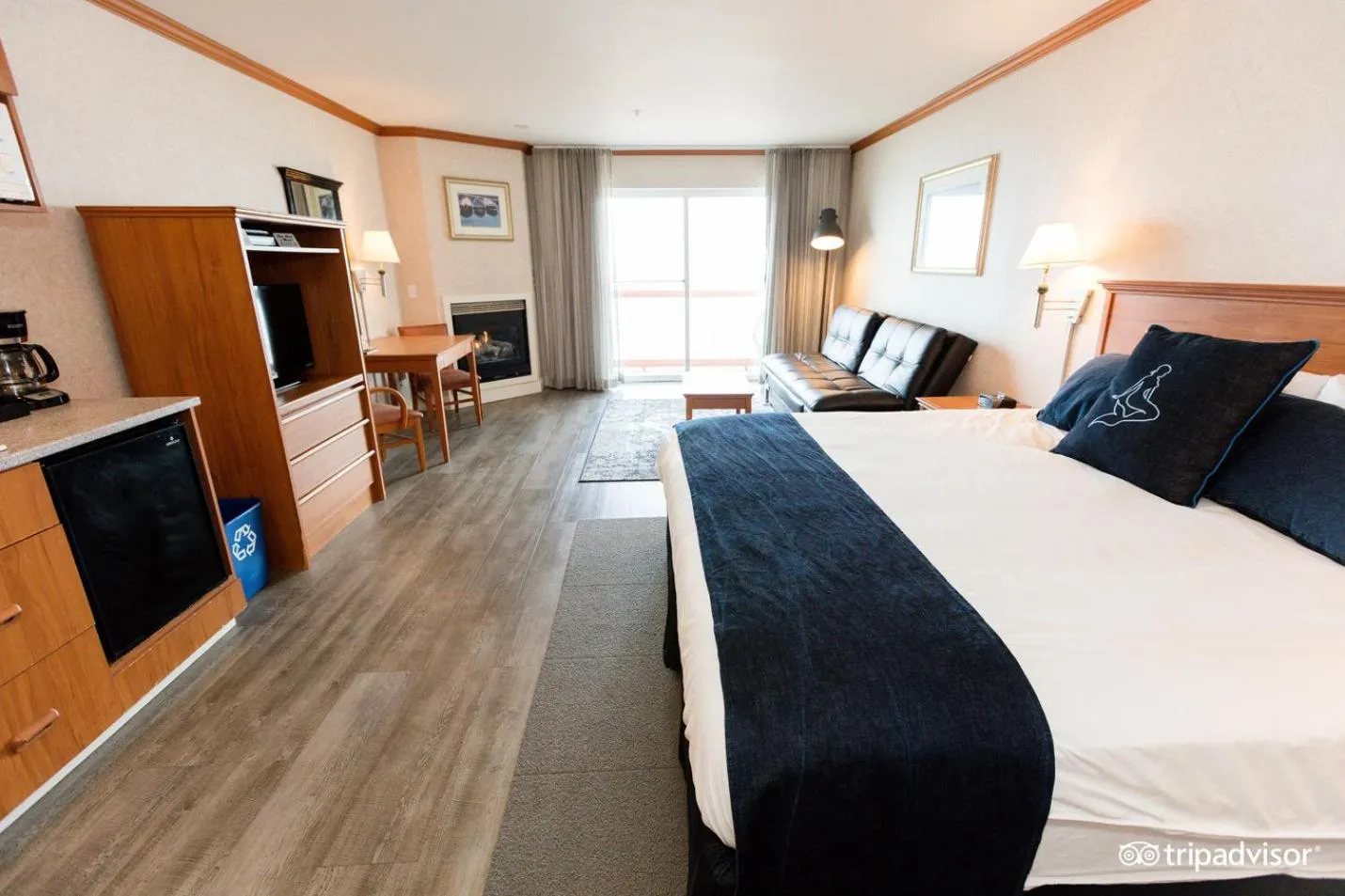 Guests, Bed in Surftides Hotel