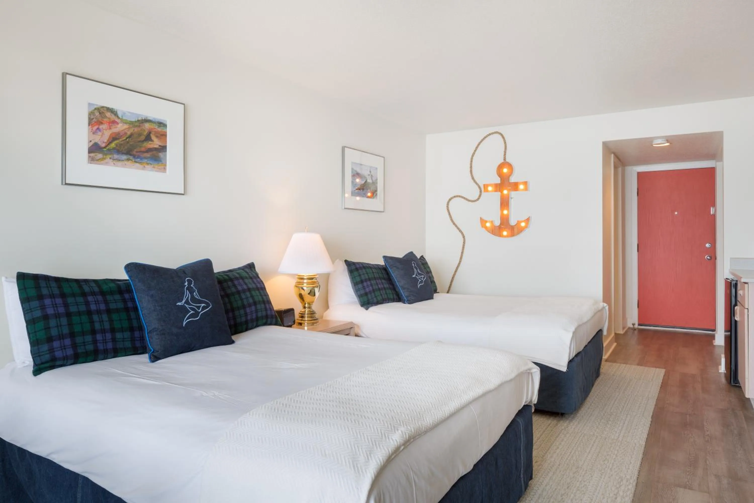 Photo of the whole room, Bed in Surftides Hotel