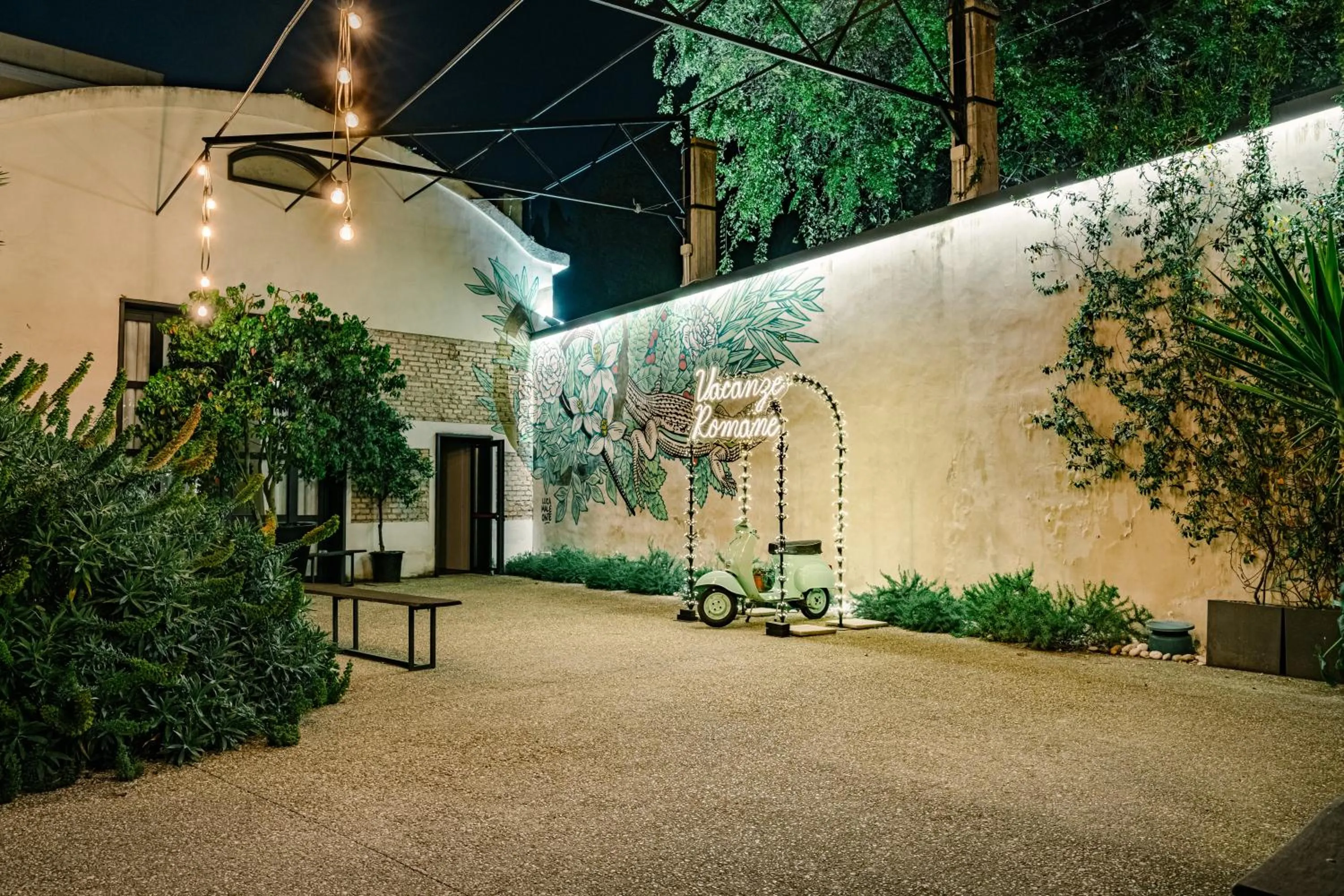 Decorative detail in Horti 14 Borgo Trastevere Hotel