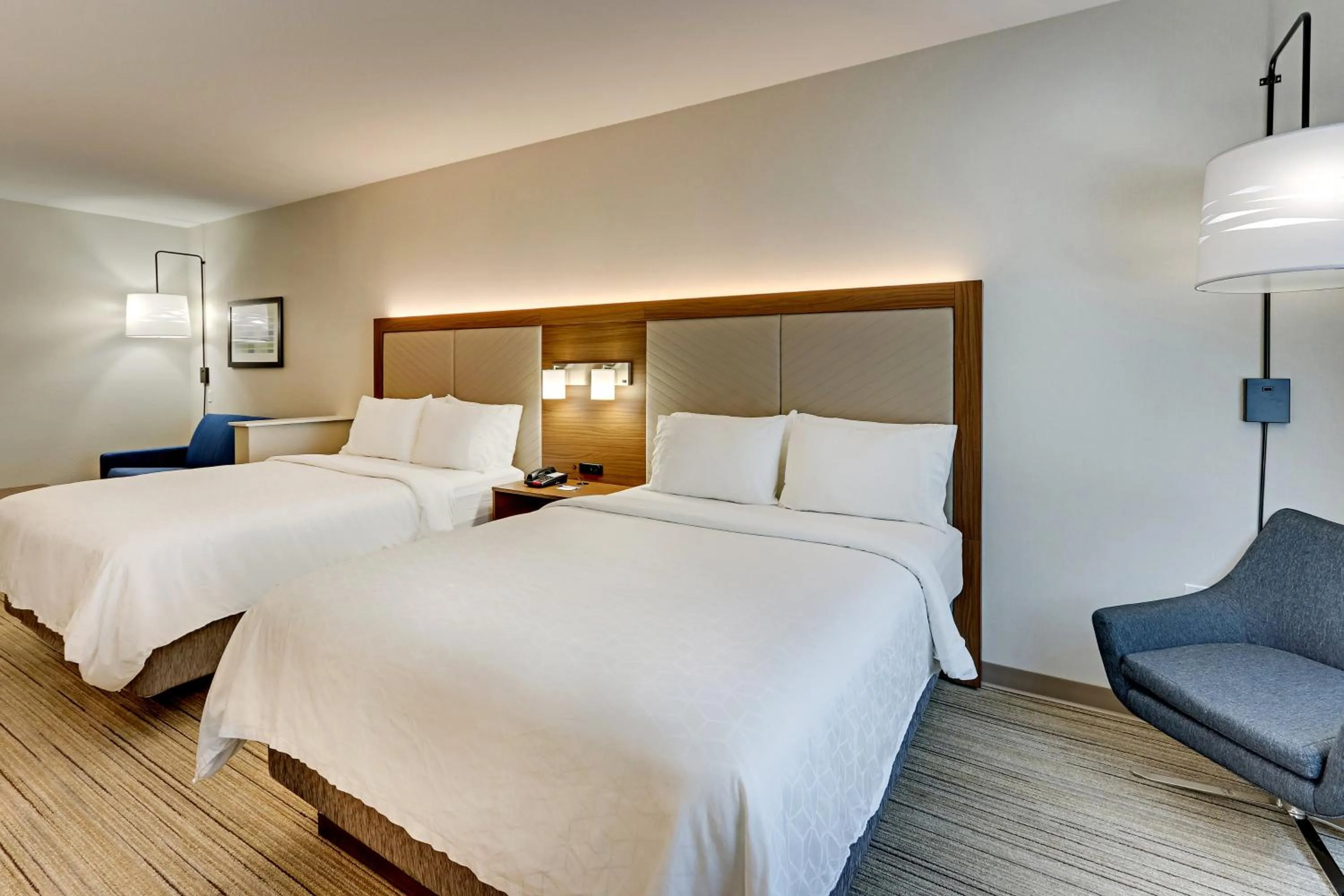 Photo of the whole room, Bed in Holiday Inn Express Hotel and Suites Weatherford by IHG