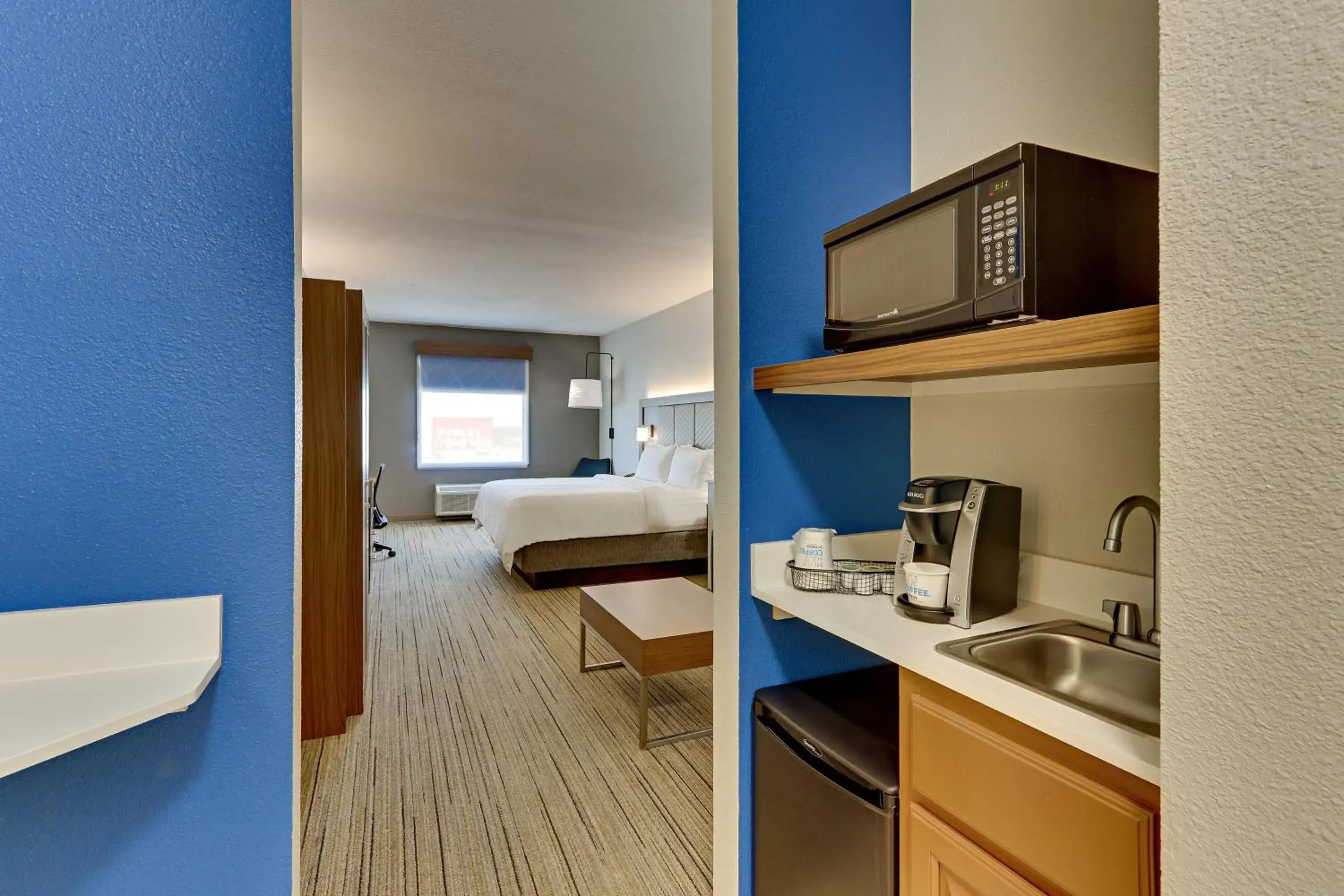 Queen Room - Disability Access/Hearing Accessible in Holiday Inn Express Hotel and Suites Weatherford by IHG Queen Room - Disability Access/Hearing Accessible in Holiday Inn Express Hotel and Suites Weatherford by IHG