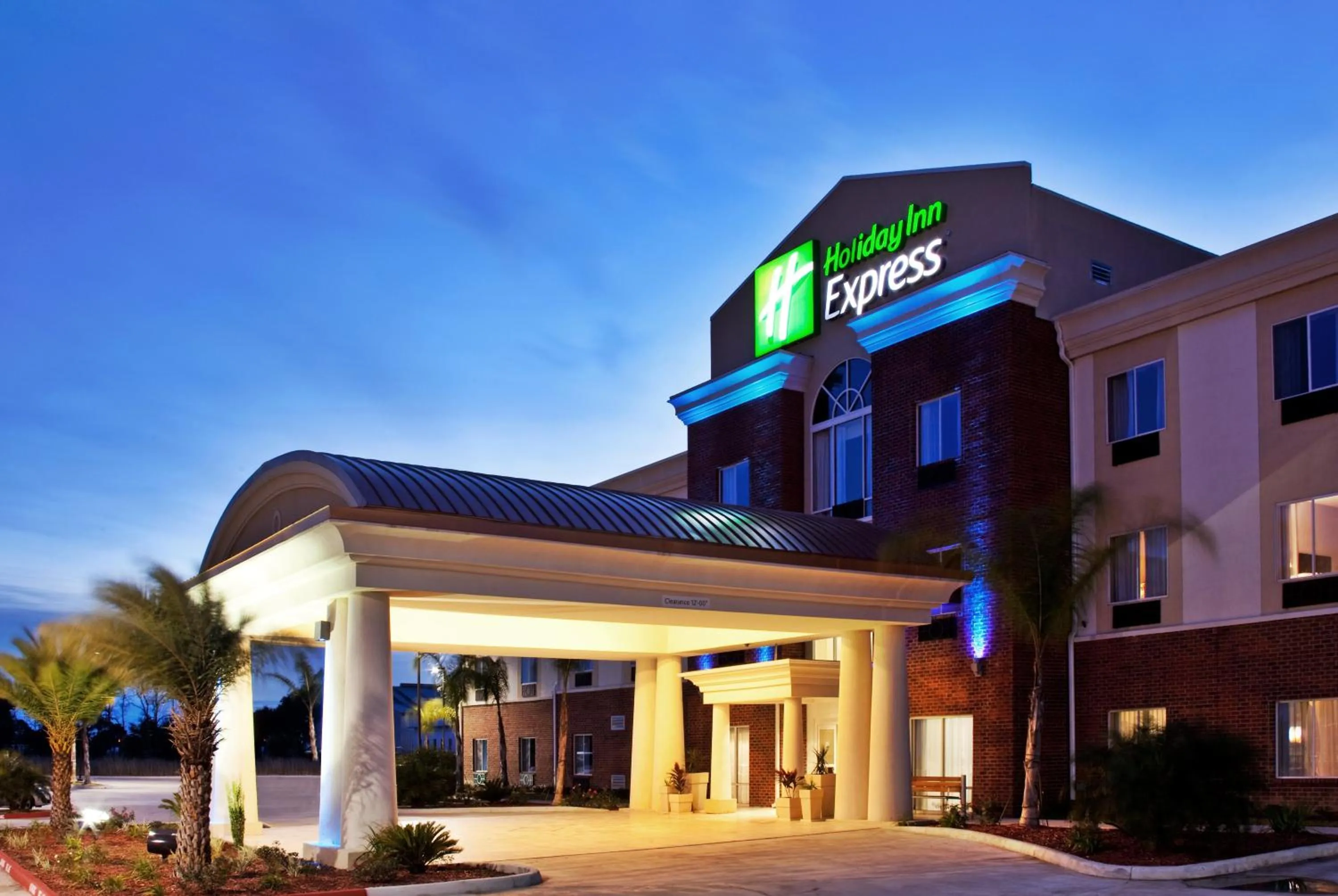 Property building in Holiday Inn Express - Eunice by IHG