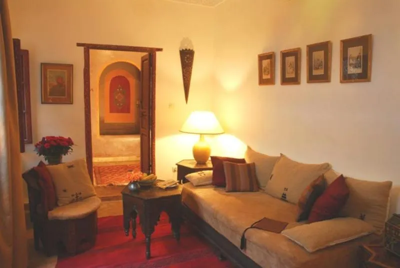 Communal lounge/ TV room in La Terrasse Des Oliviers