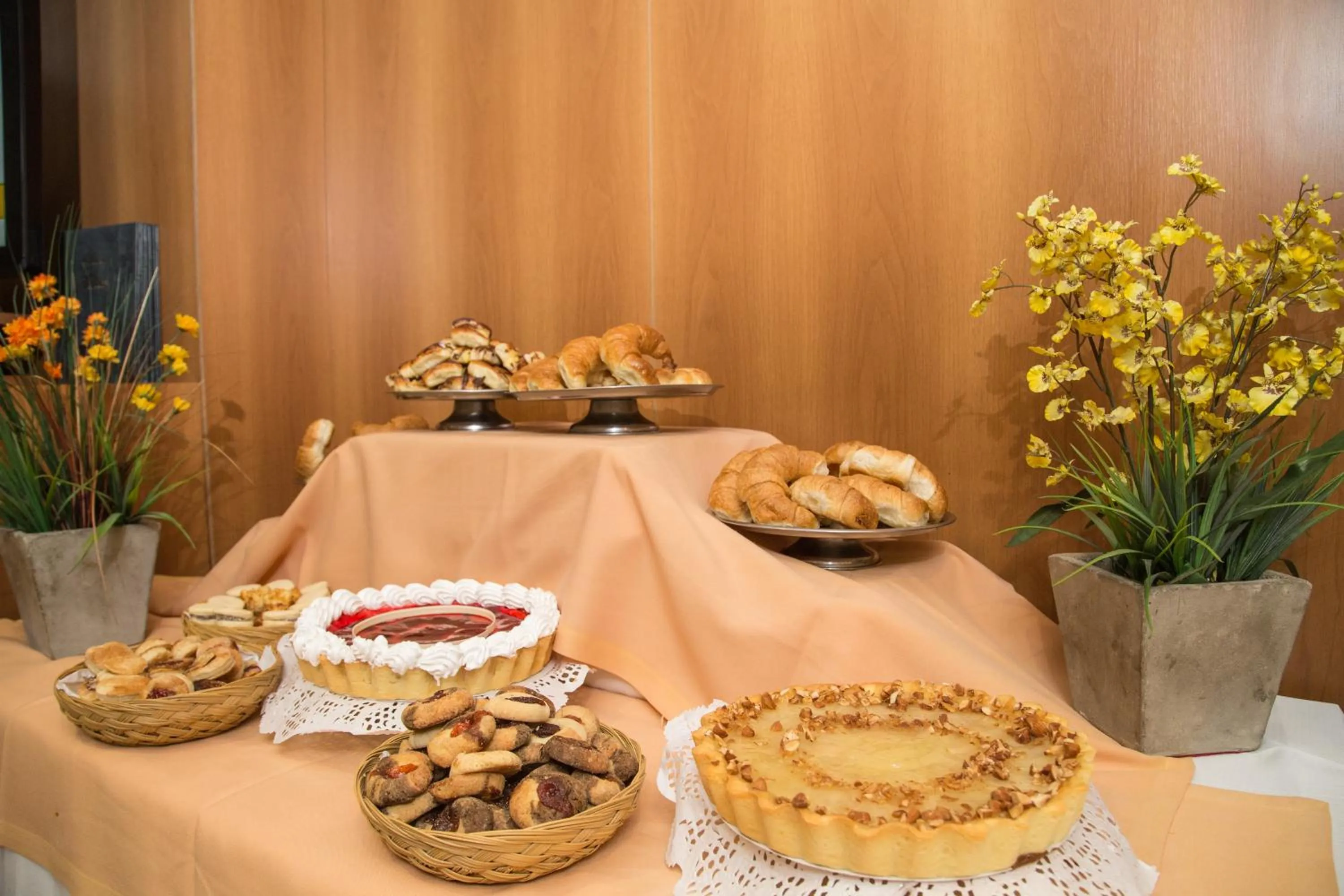 Breakfast in King David Flat Hotel - Argentina