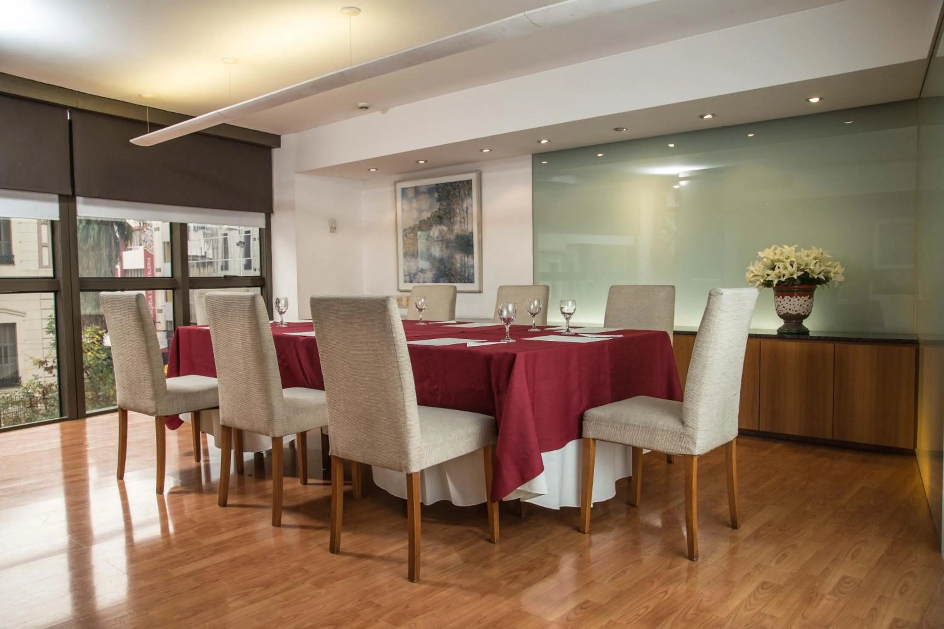 Business facilities in King David Flat Hotel - Argentina