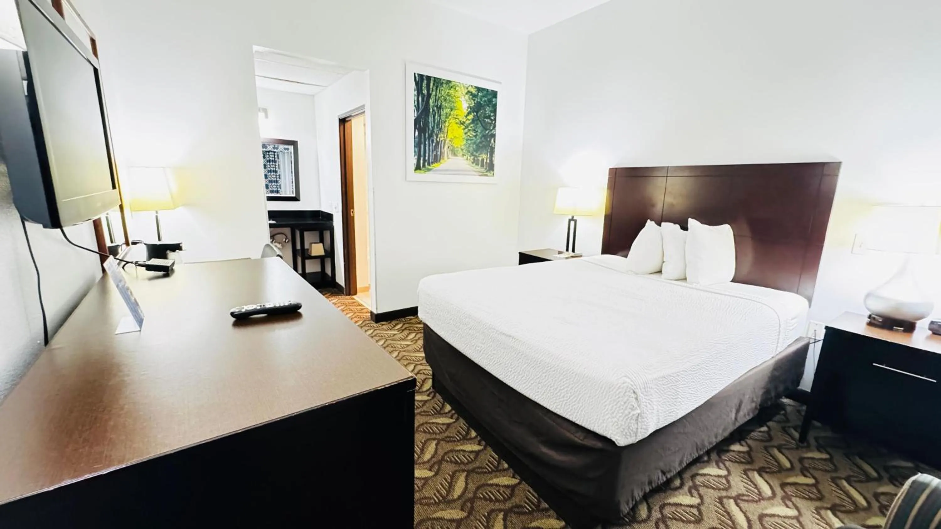 Bed in Days Inn by Wyndham North Platte