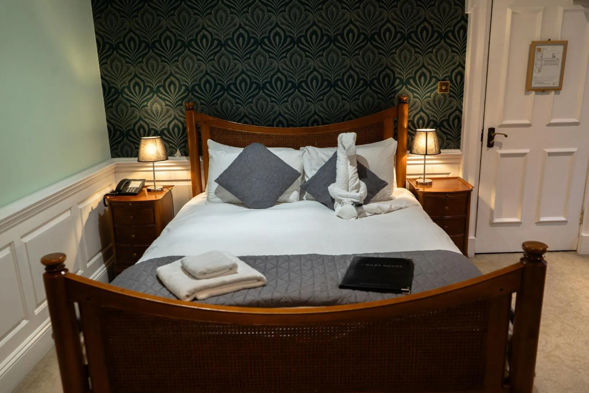 Bed in St Giles House