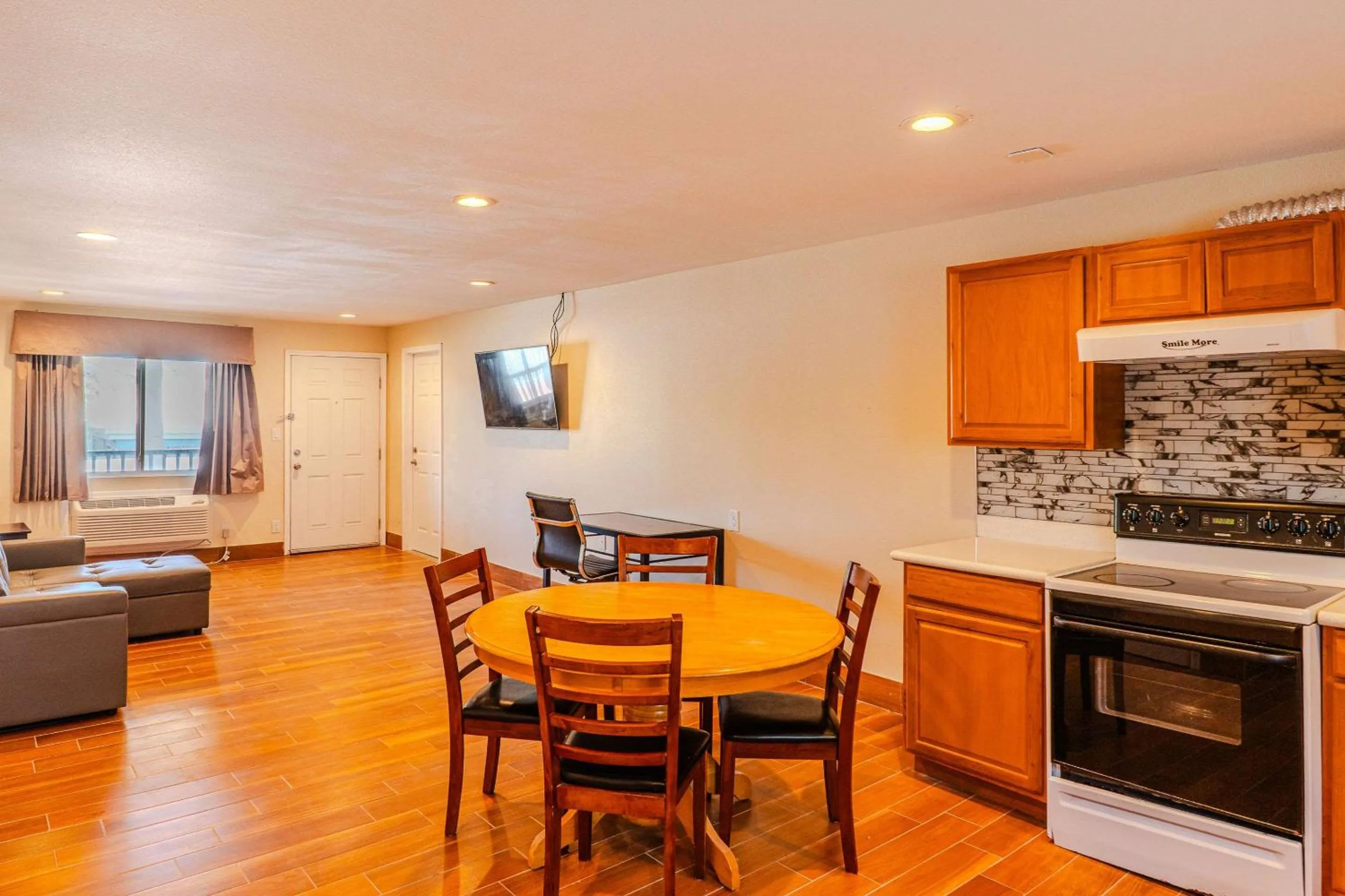 Bedroom in Quality Inn Rockport on Aransas Bay