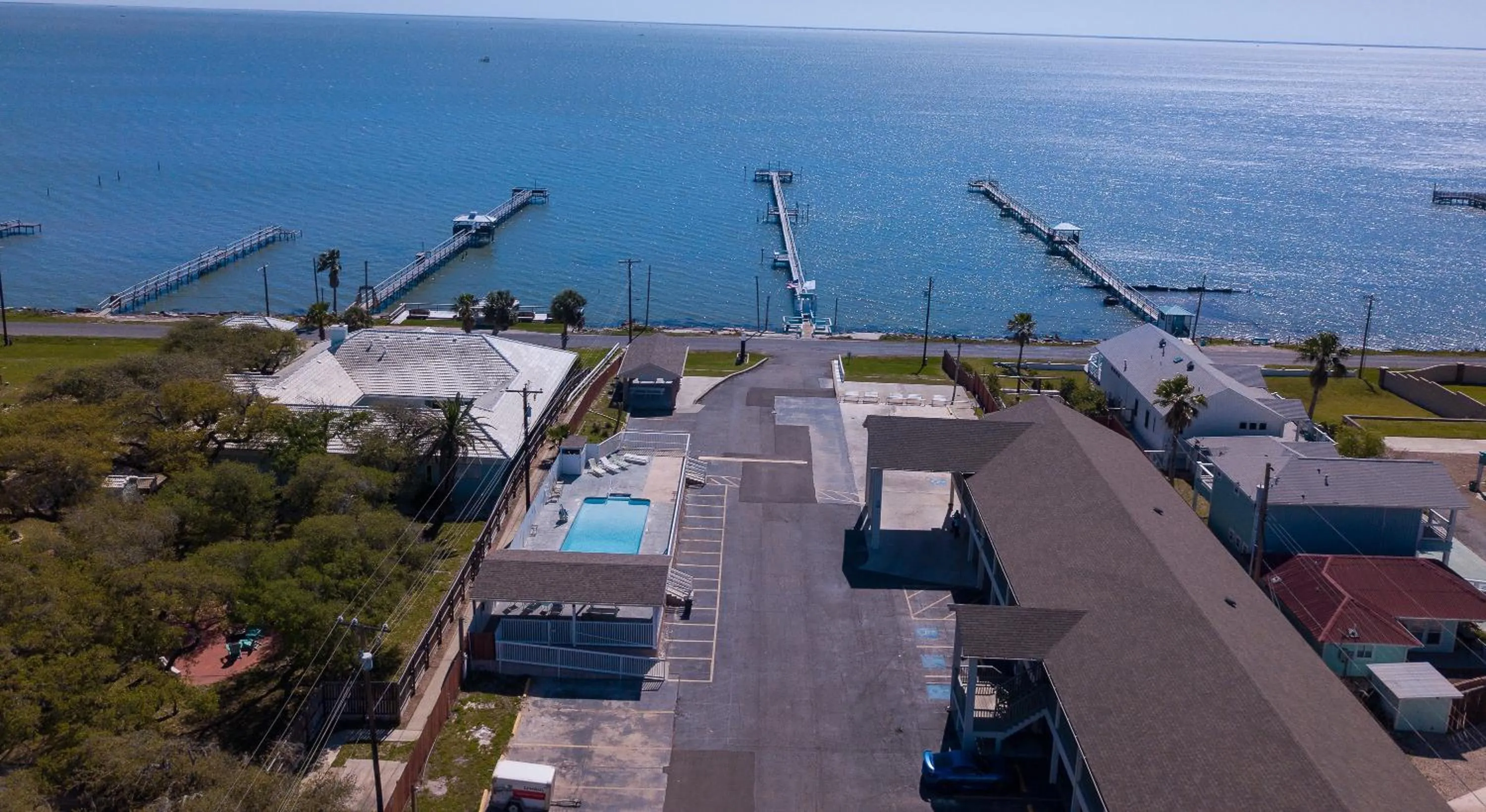 Property building in Quality Inn Rockport on Aransas Bay