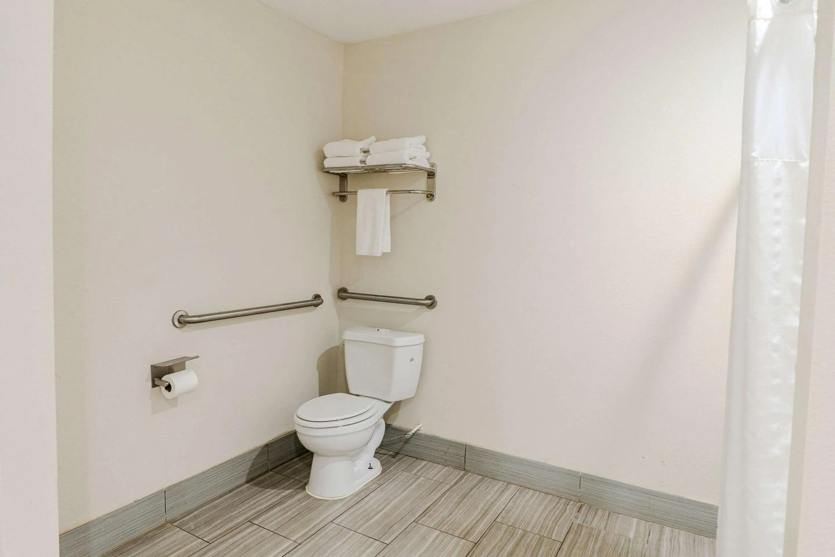 Bedroom in Quality Inn Rockport on Aransas Bay