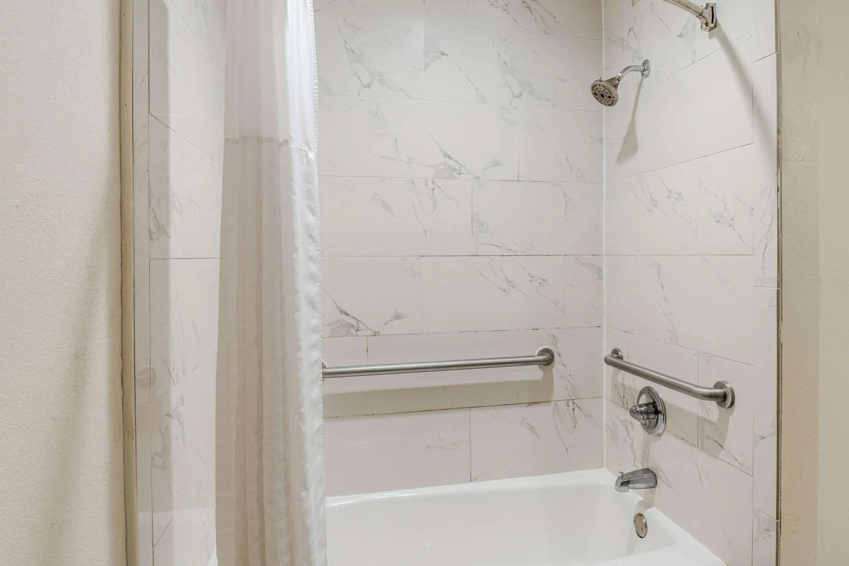 Bedroom in Quality Inn Rockport on Aransas Bay