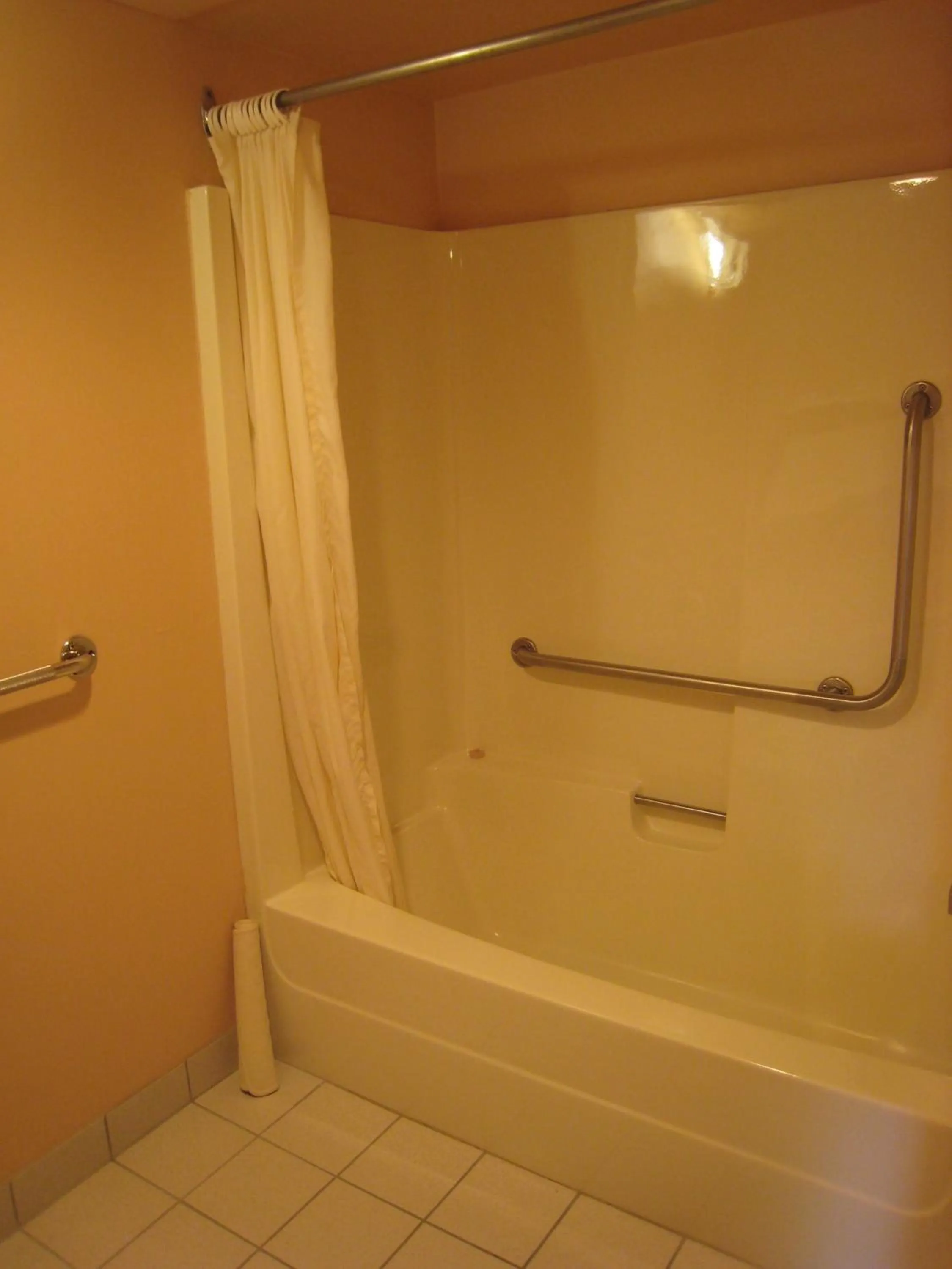 Bathroom in Swiss Village Inn