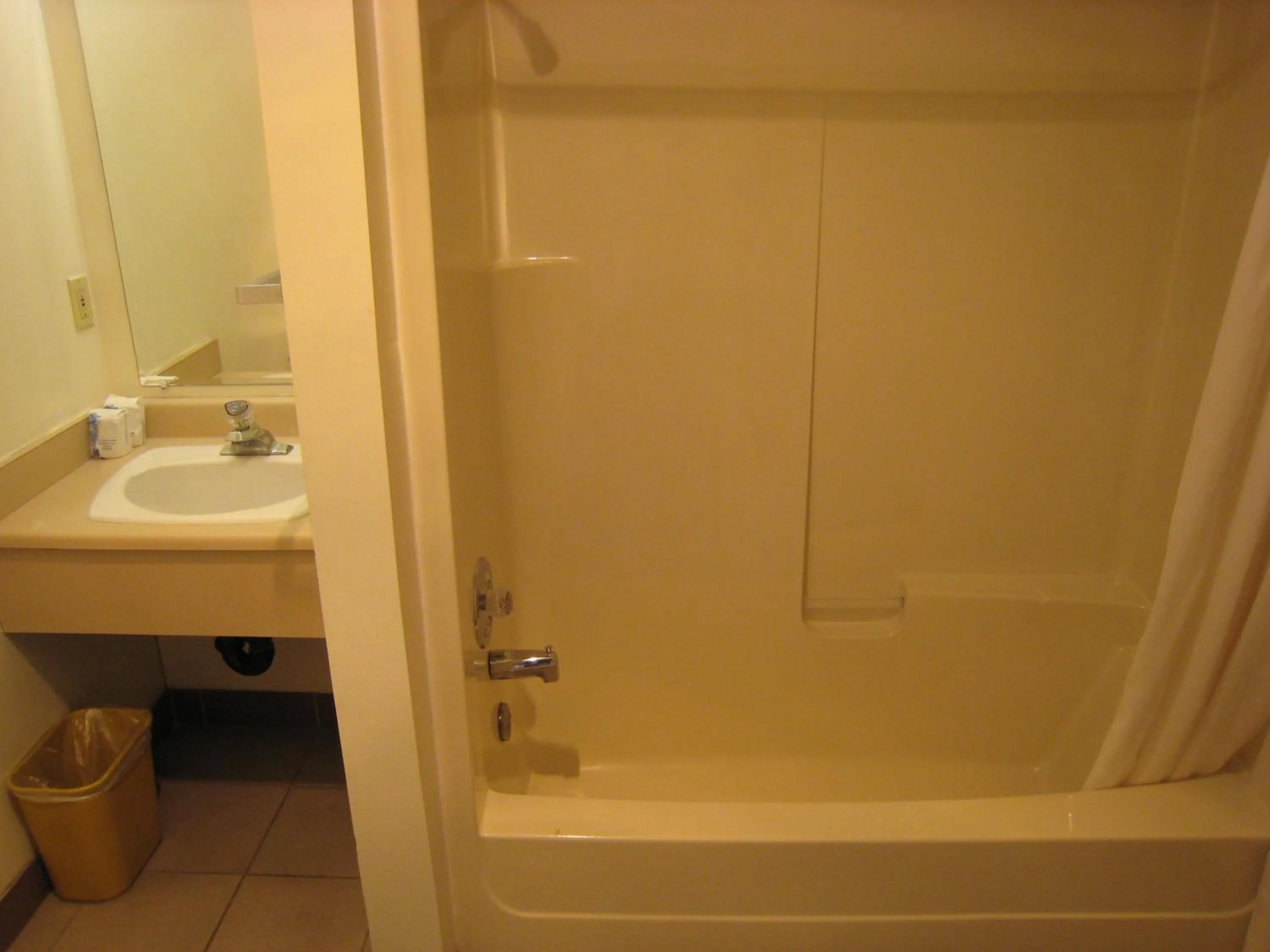 Bathroom in Swiss Village Inn