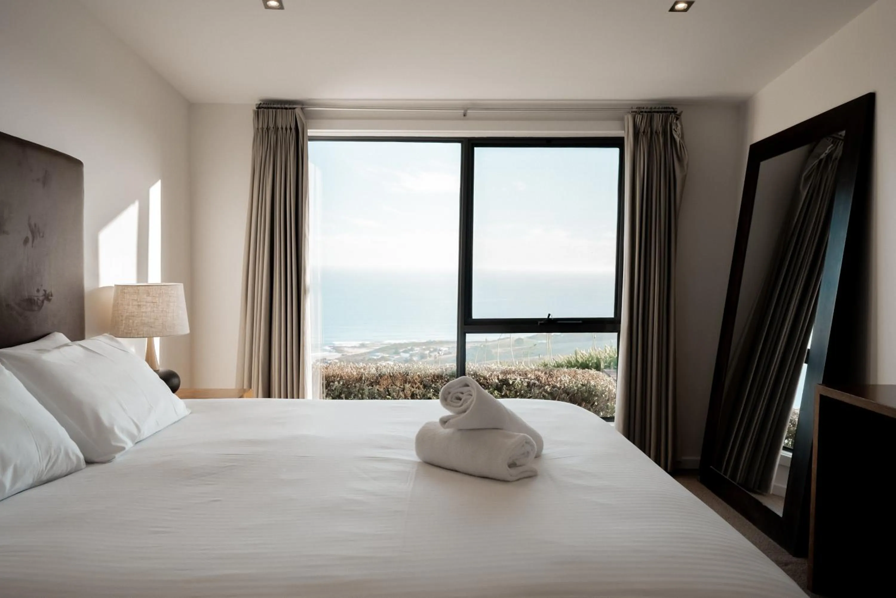 Bedroom, Bed in Beacon Point Ocean View Villas