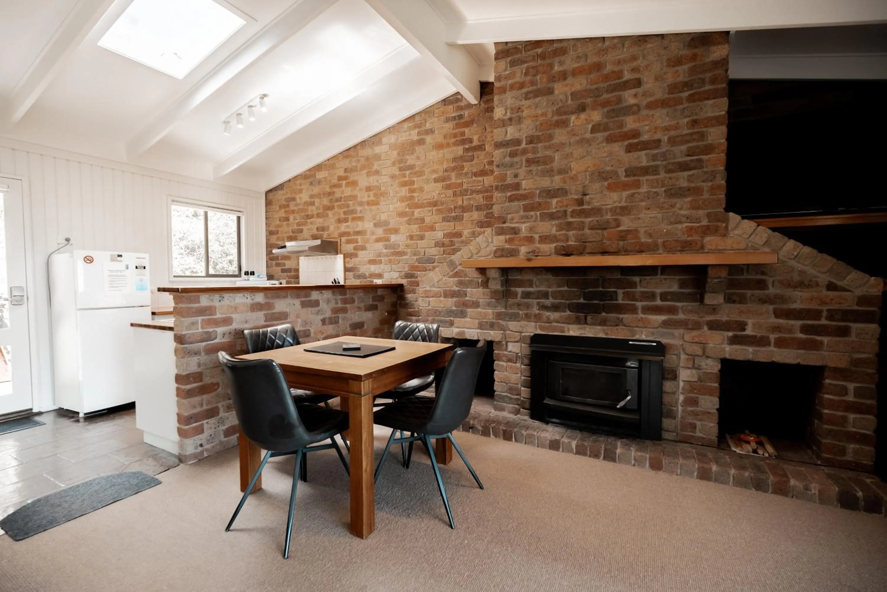Dining area in Beacon Point Ocean View Villas