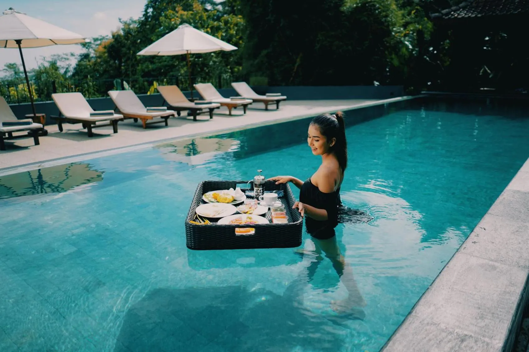 Food and drinks in Villa Borobudur Resort