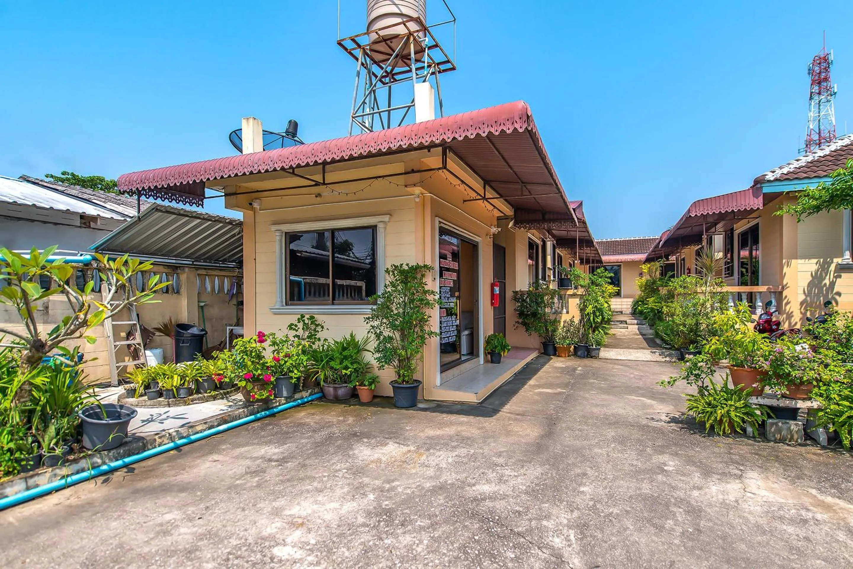 Lobby or reception in Naiyang Cottage