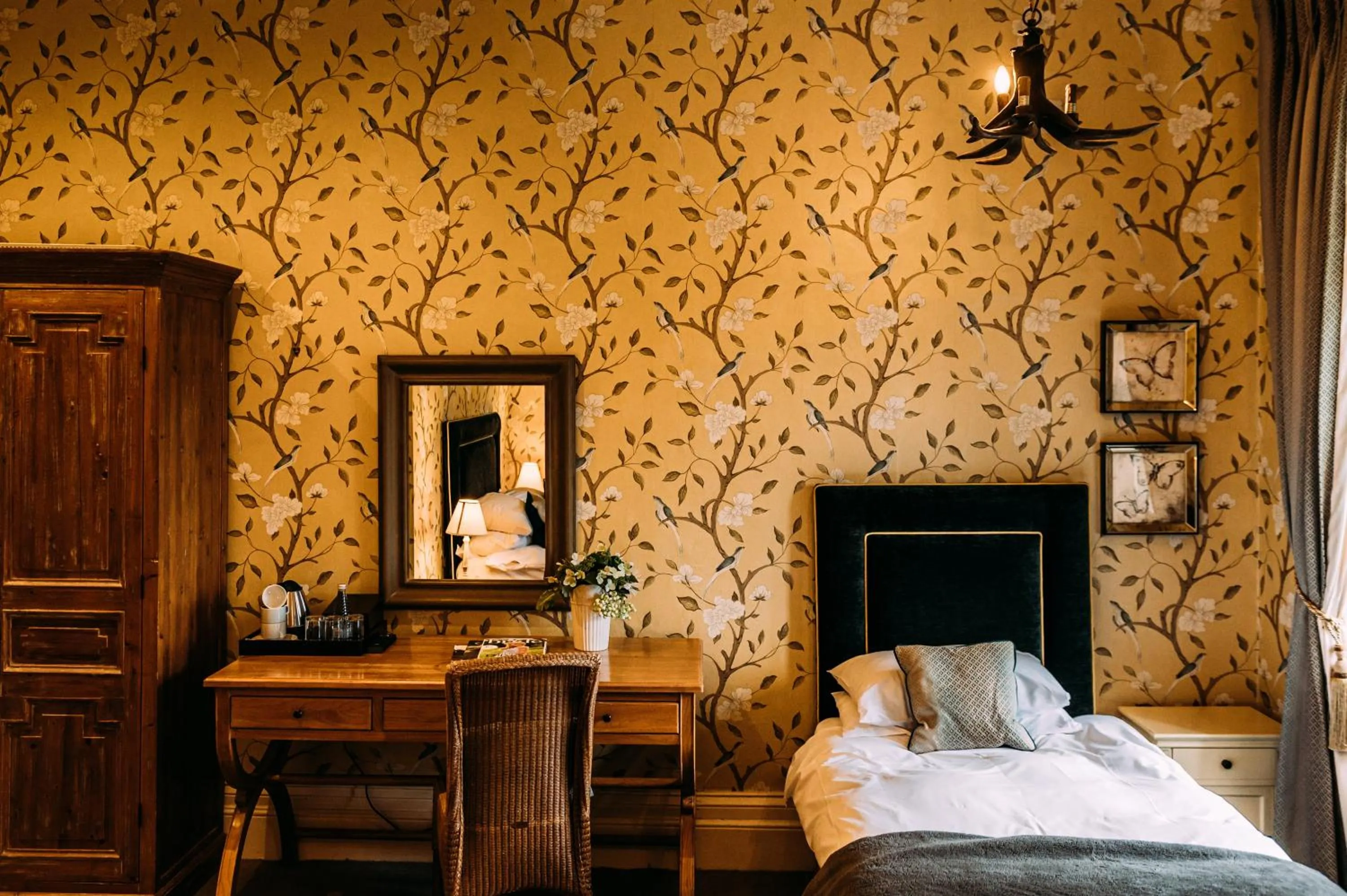 Bed in The Shireburn Arms