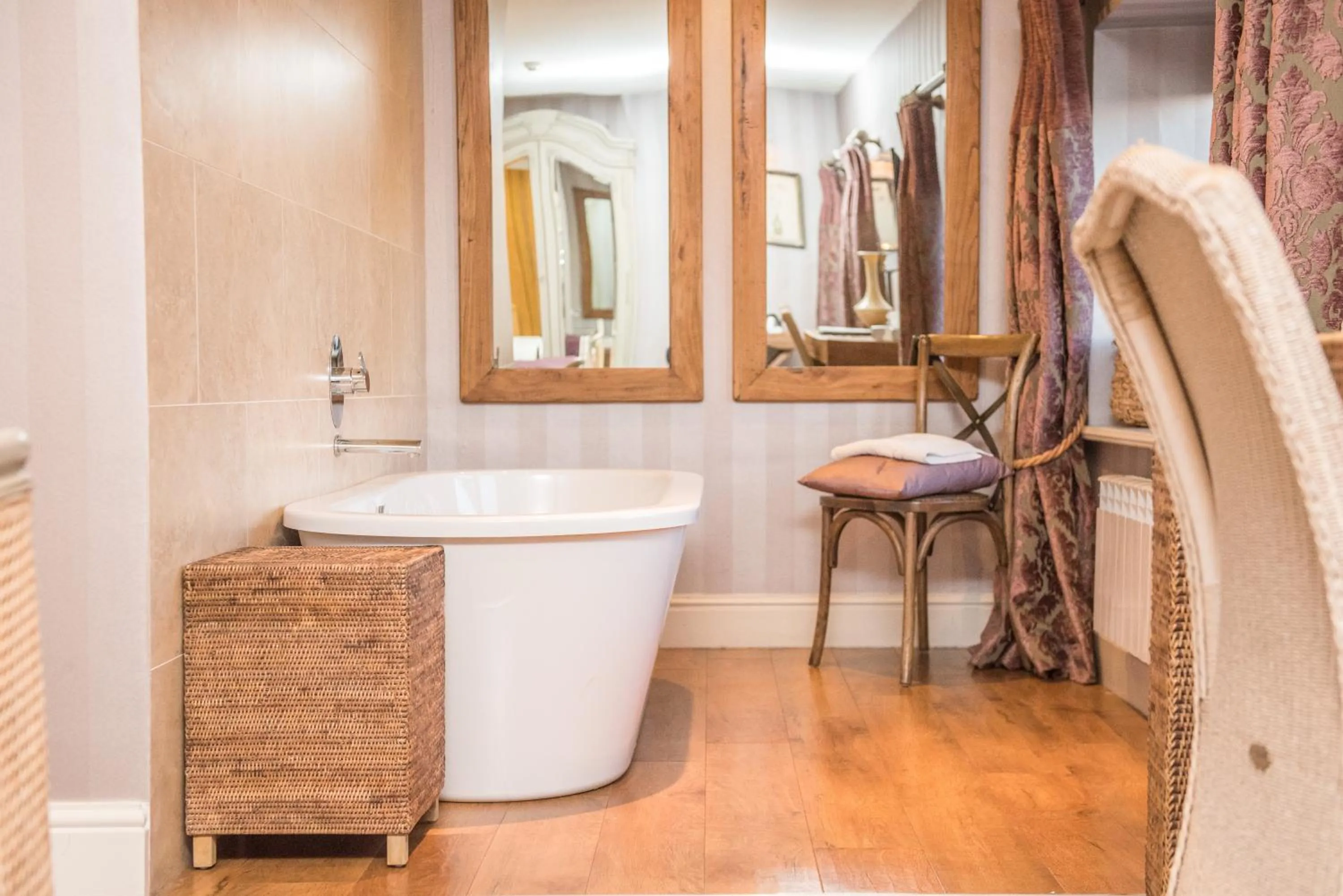 Bath in The Shireburn Arms