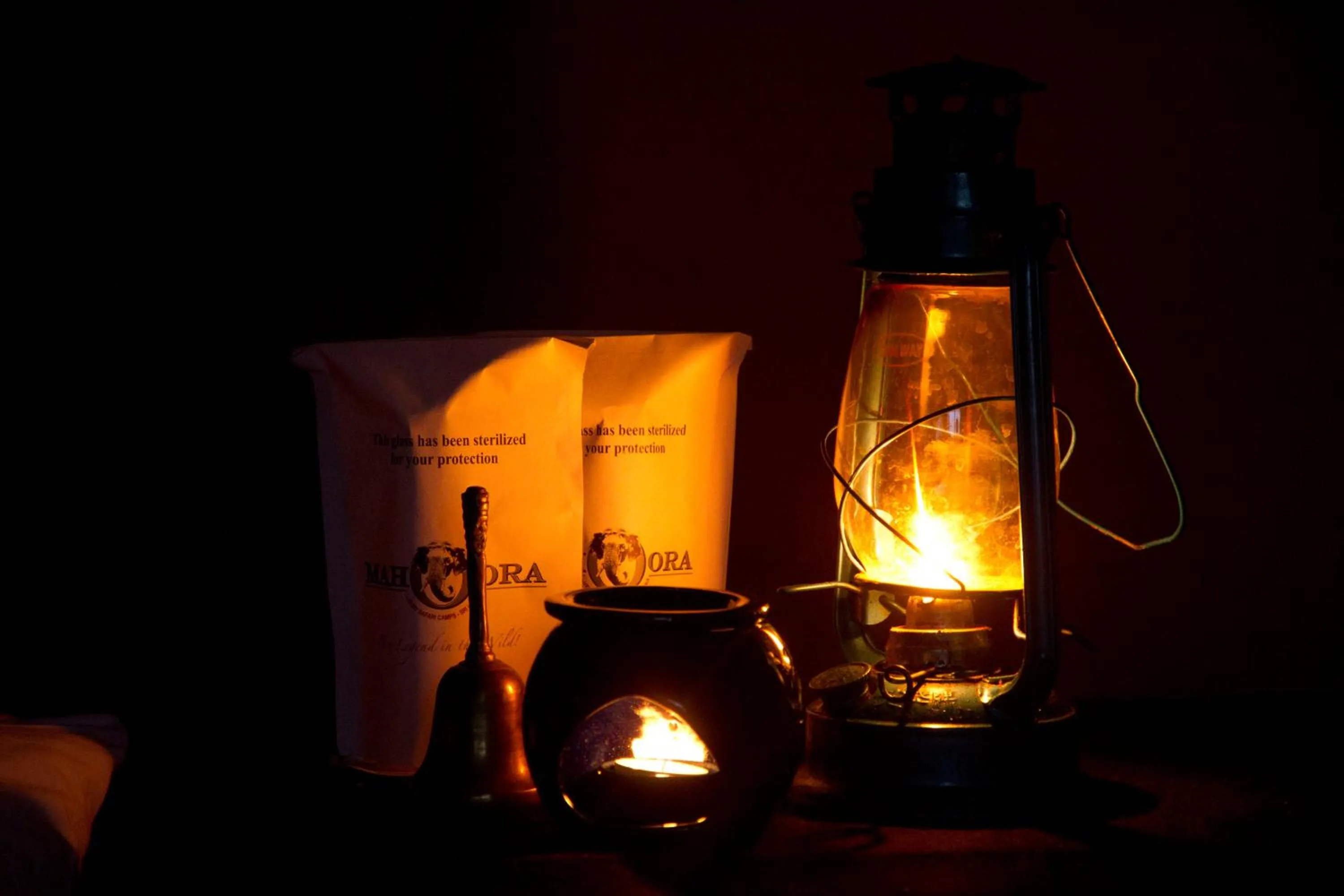 Bathroom in Mahoora Udawalawe - by Eco Team