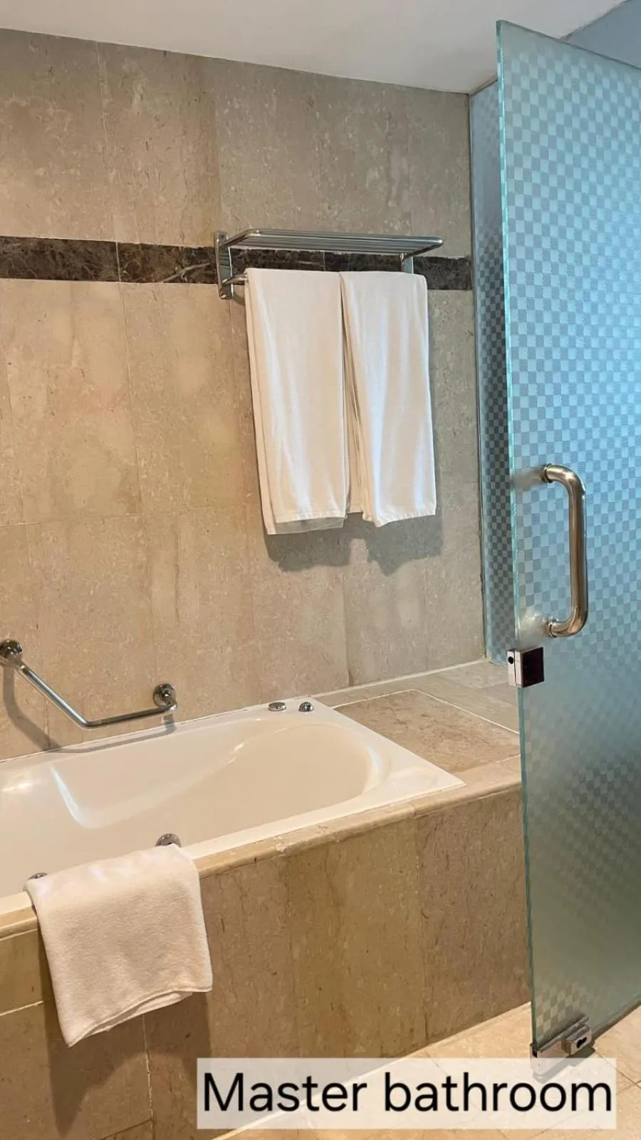 Pacific Palace Hotel